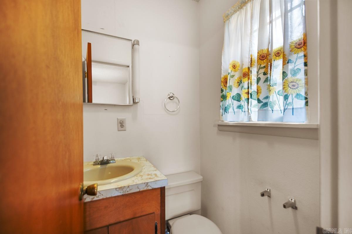 CLINTON ACRES - Residential