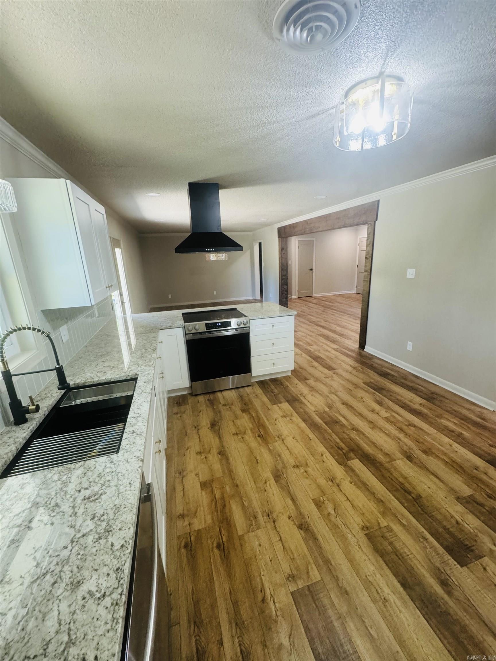 Mike Berg Lake - Residential