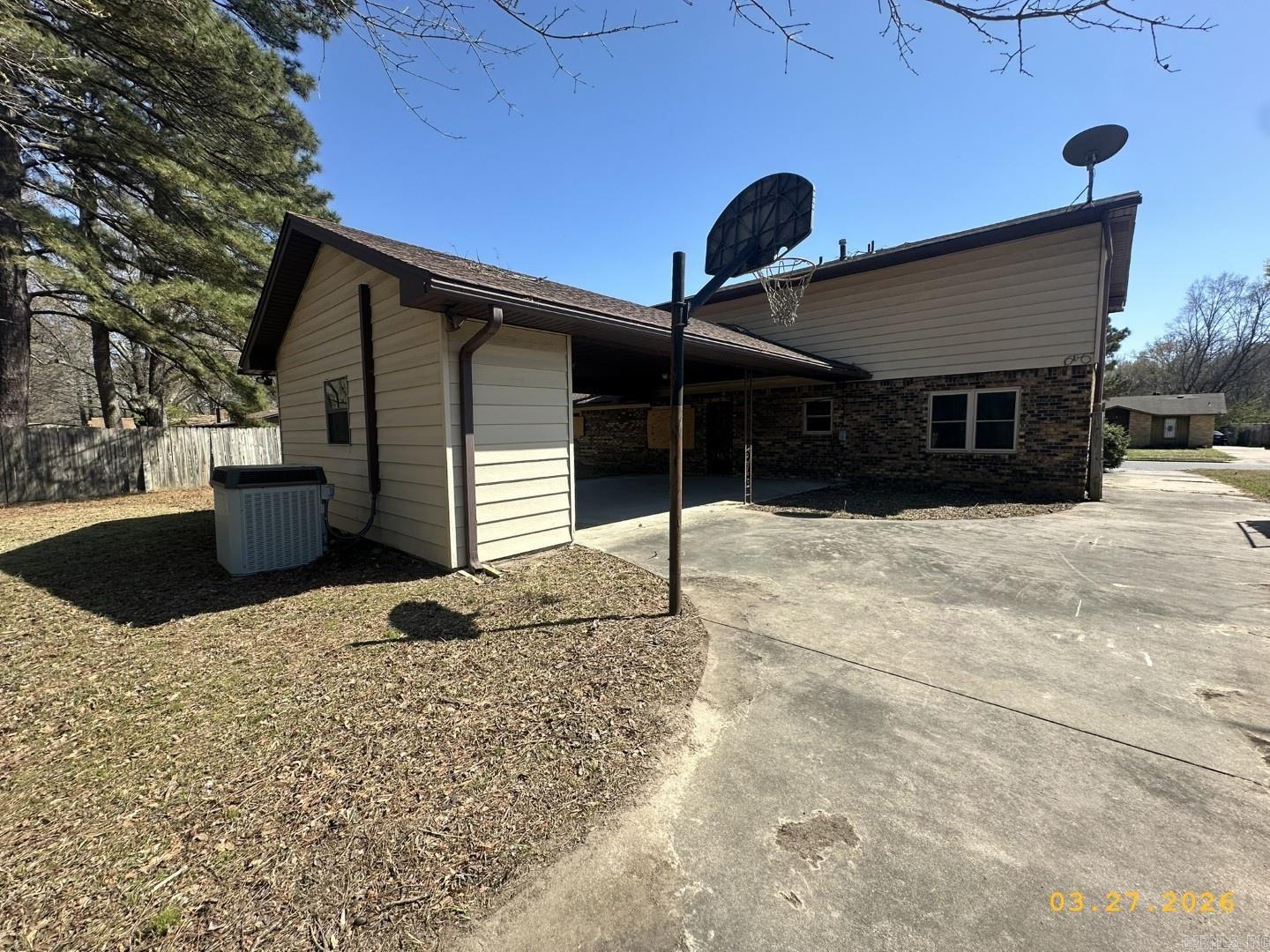 FRENCH VILLAGE - Residential