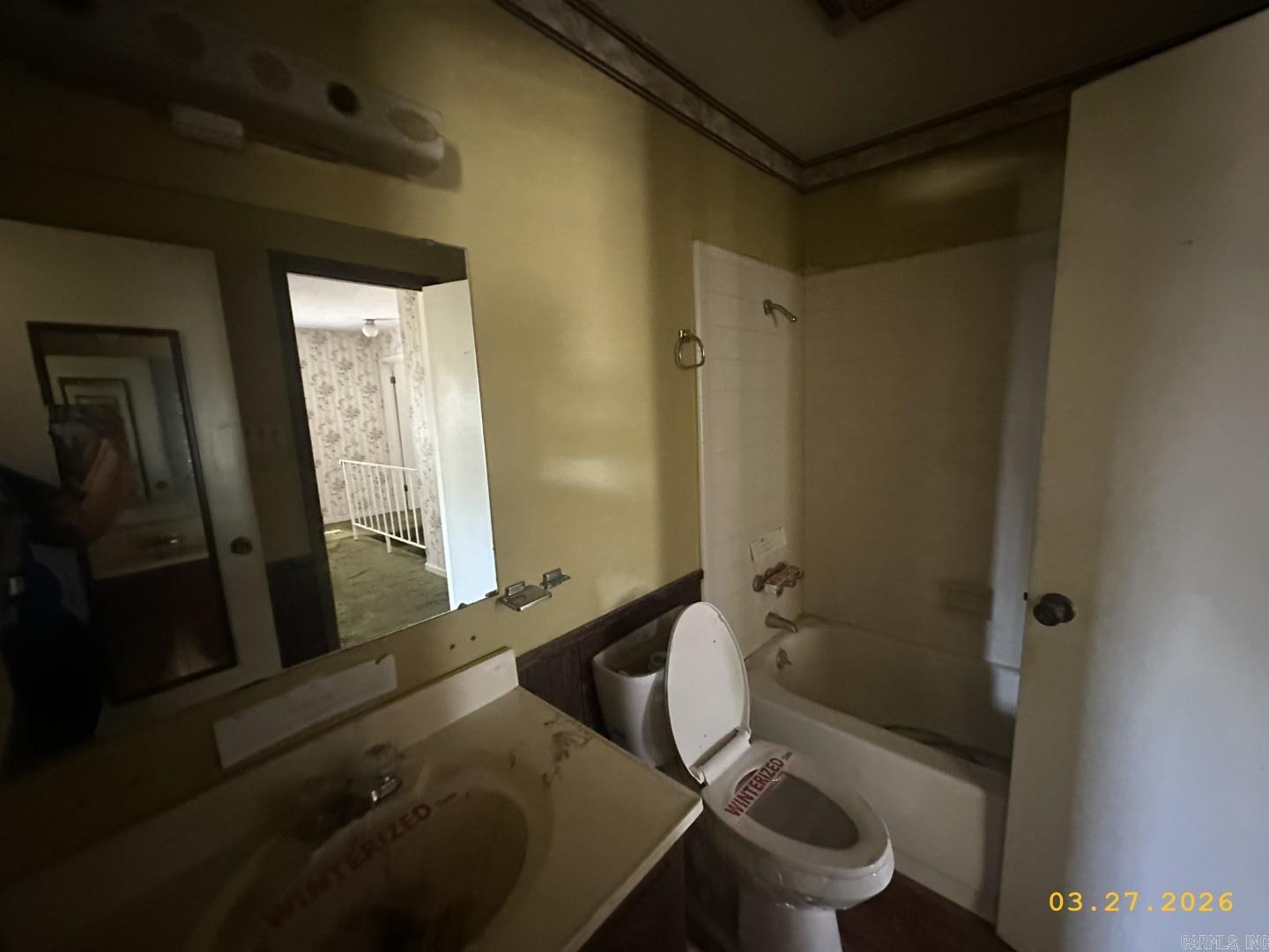 FRENCH VILLAGE - Residential