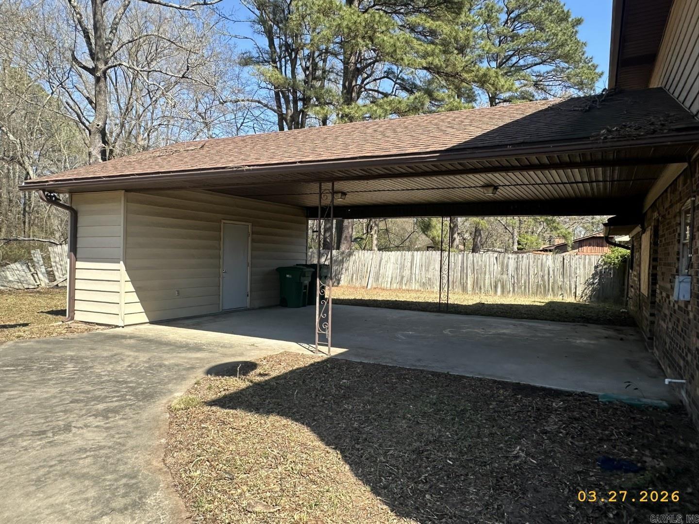 FRENCH VILLAGE - Residential