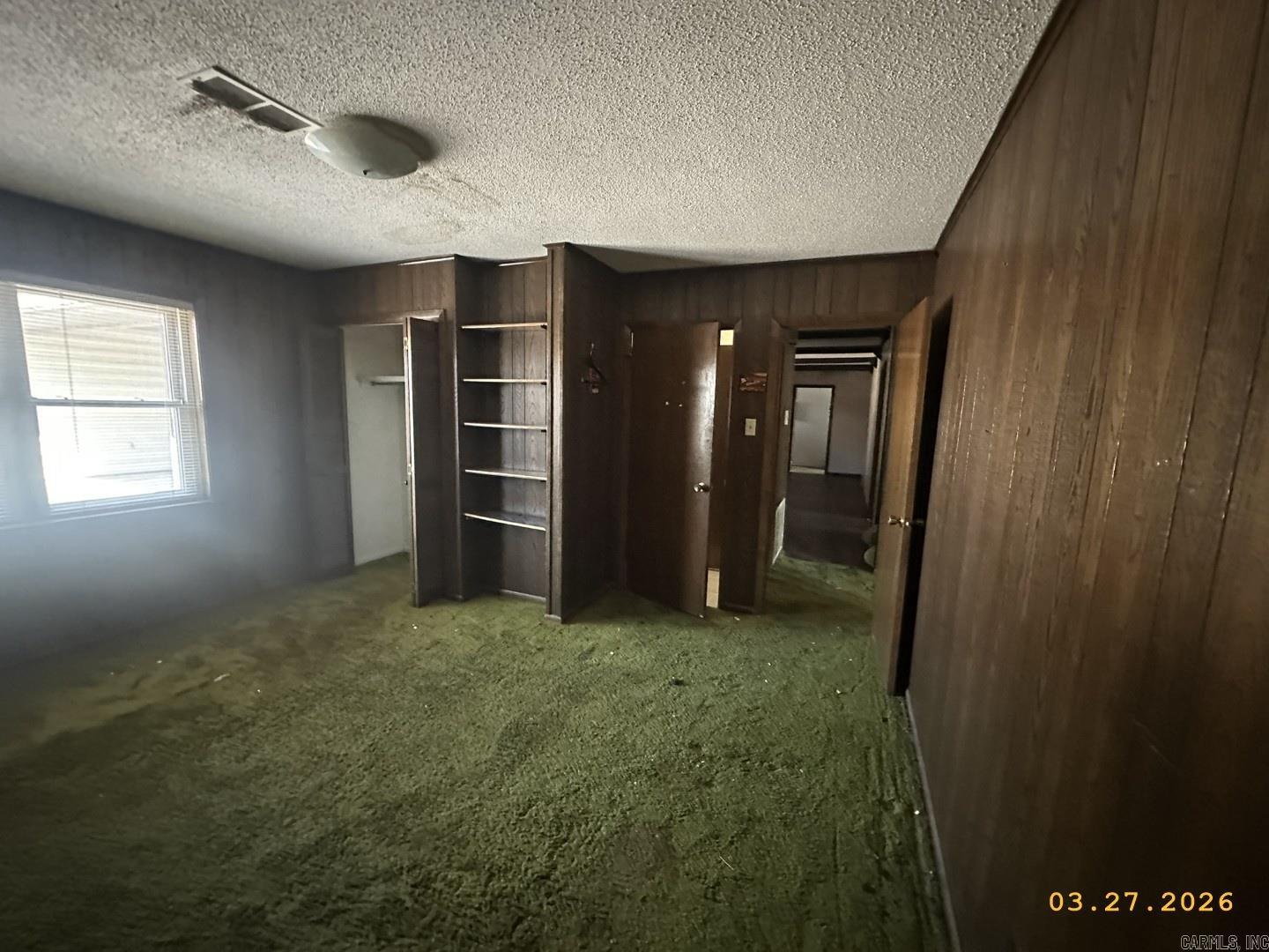 FRENCH VILLAGE - Residential