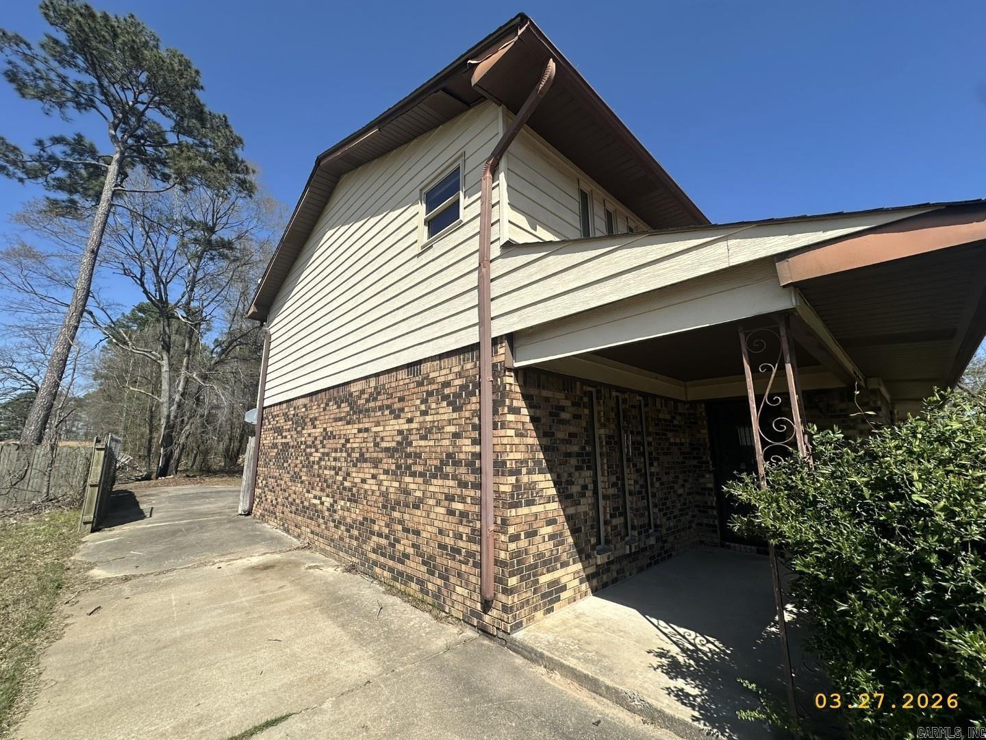 FRENCH VILLAGE - Residential