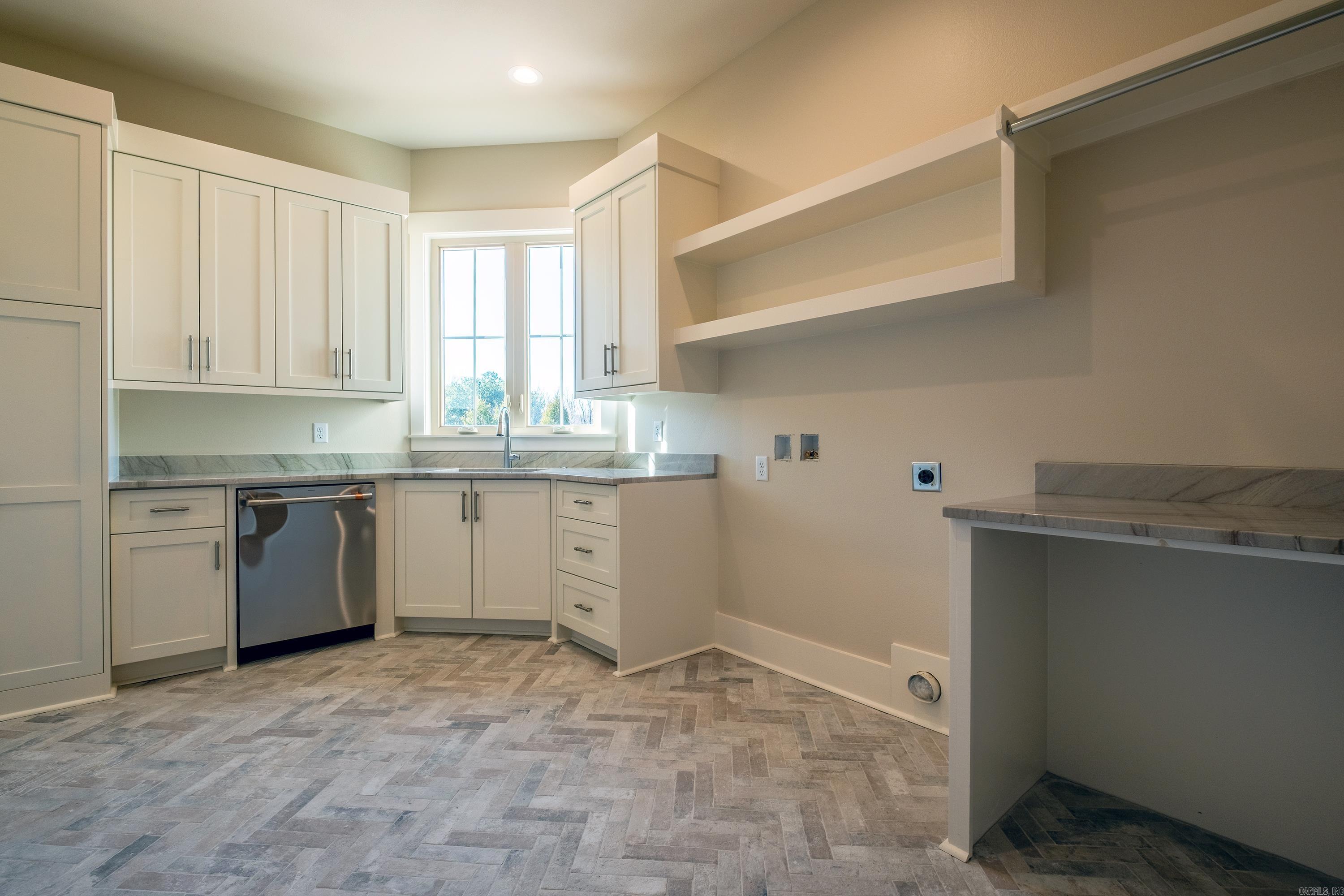 Sweet Gum - Residential