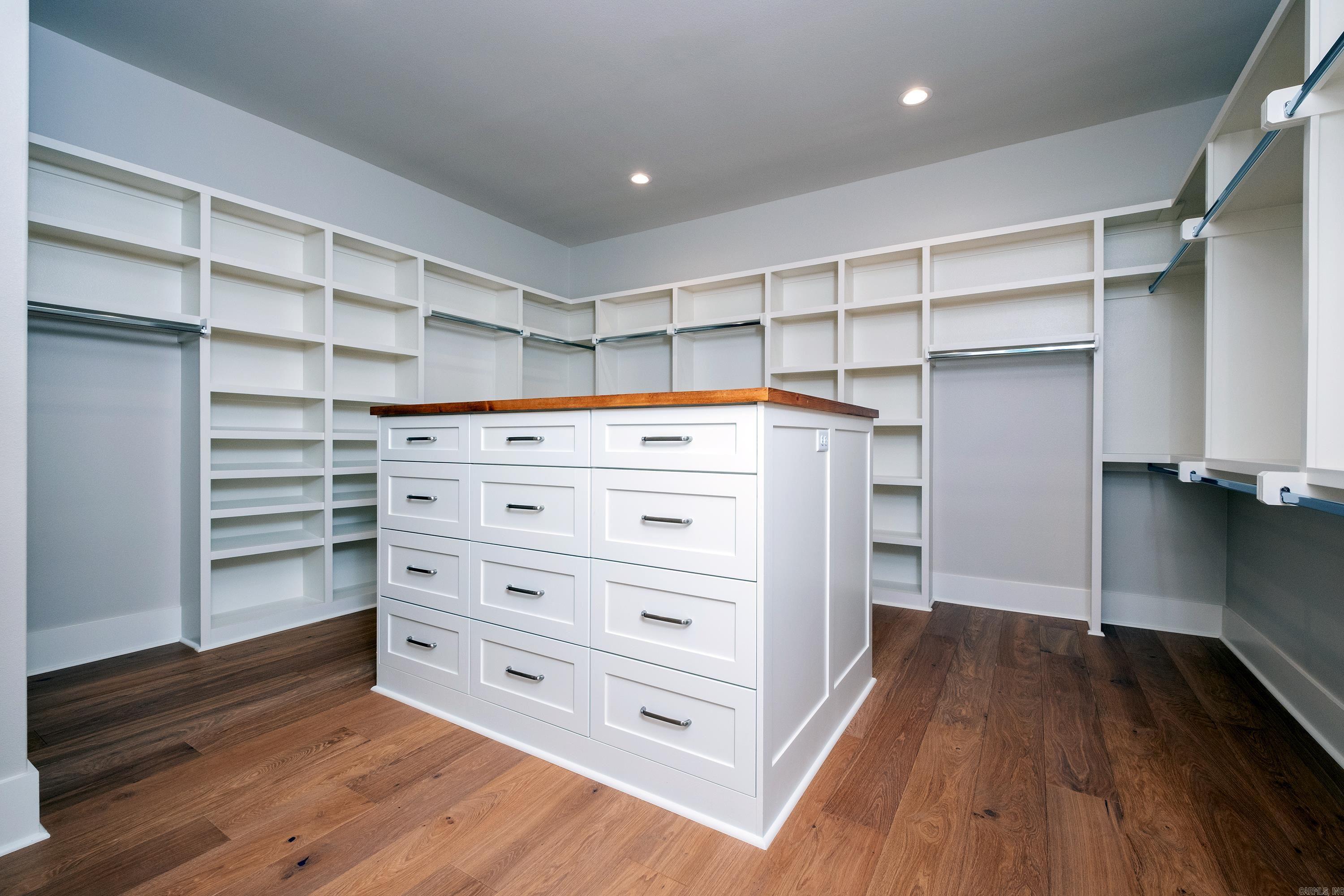 Sweet Gum - Residential