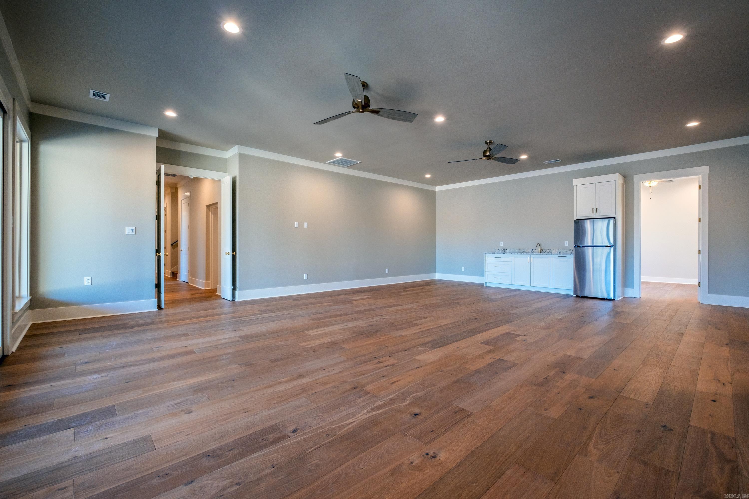 Sweet Gum - Residential