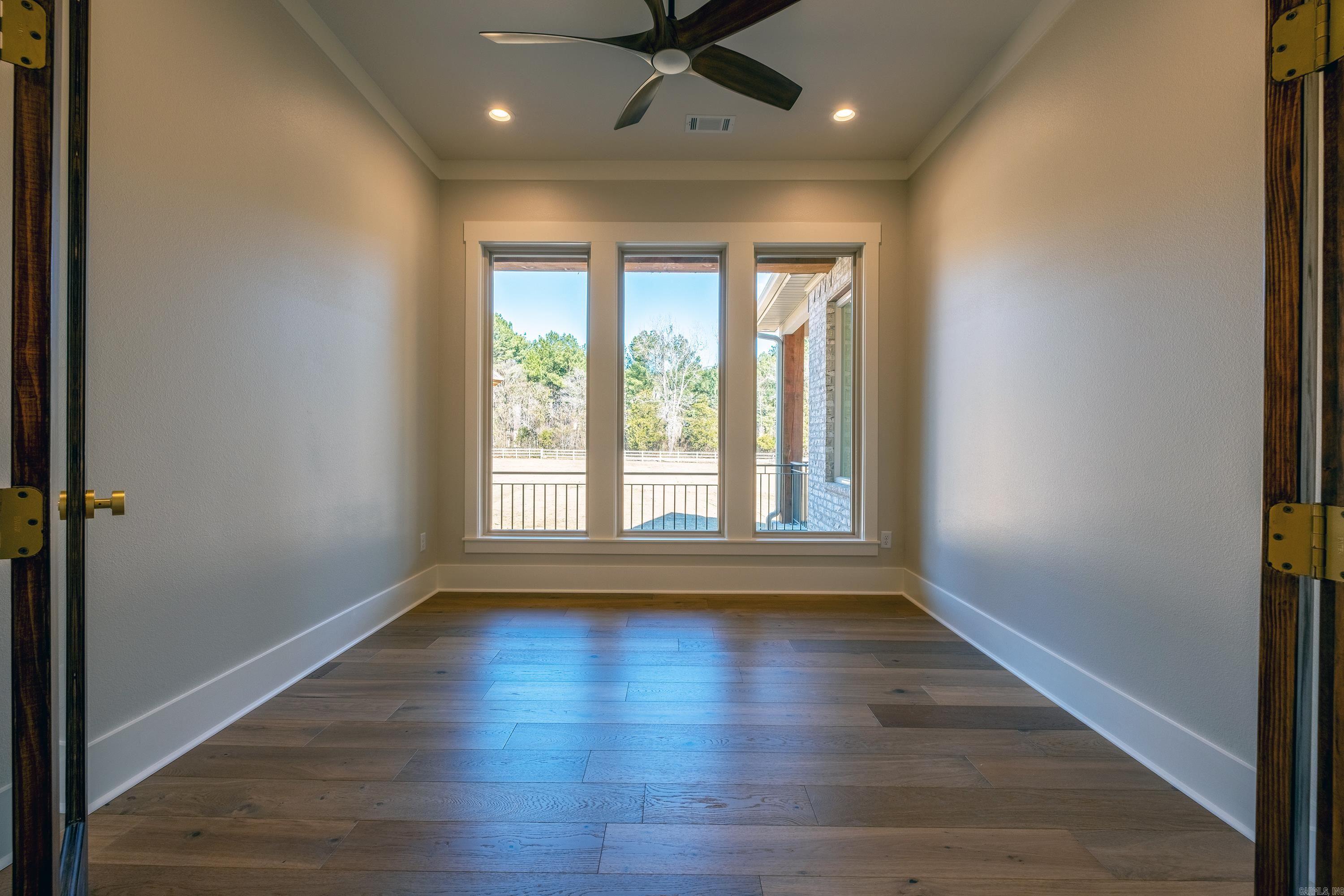 Sweet Gum - Residential