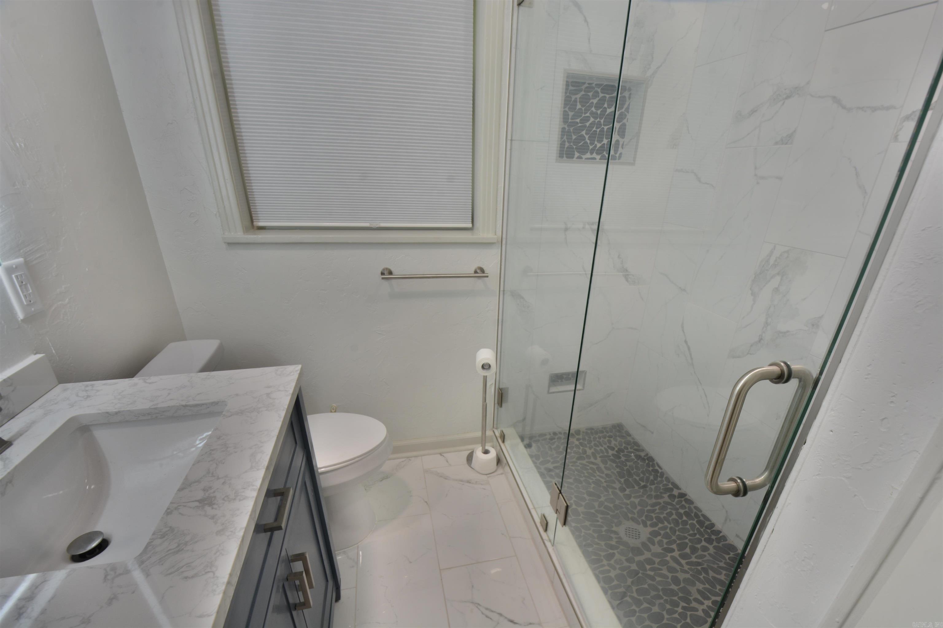 EDDY & LONGINOTTI - Residential