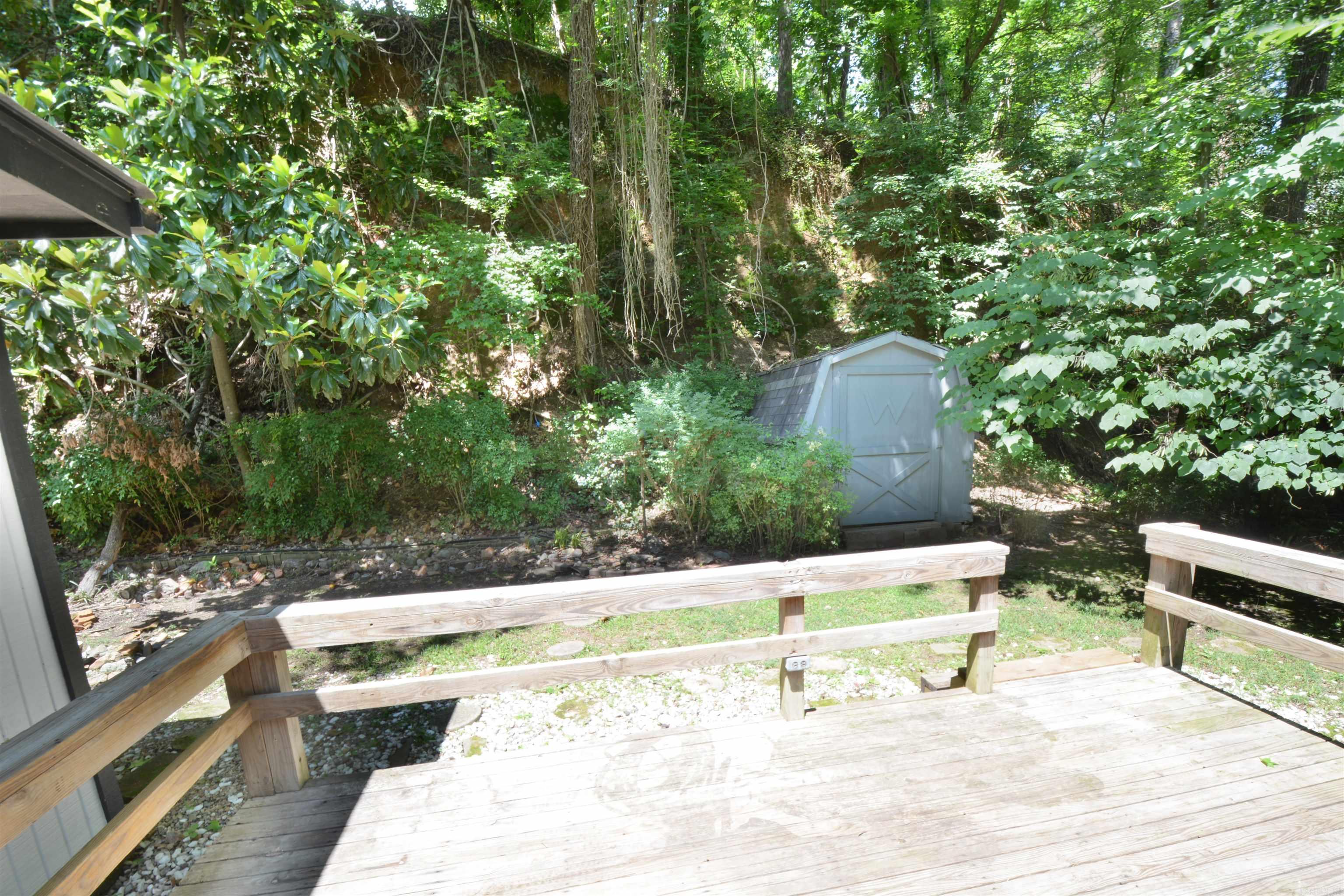 EDDY & LONGINOTTI - Residential