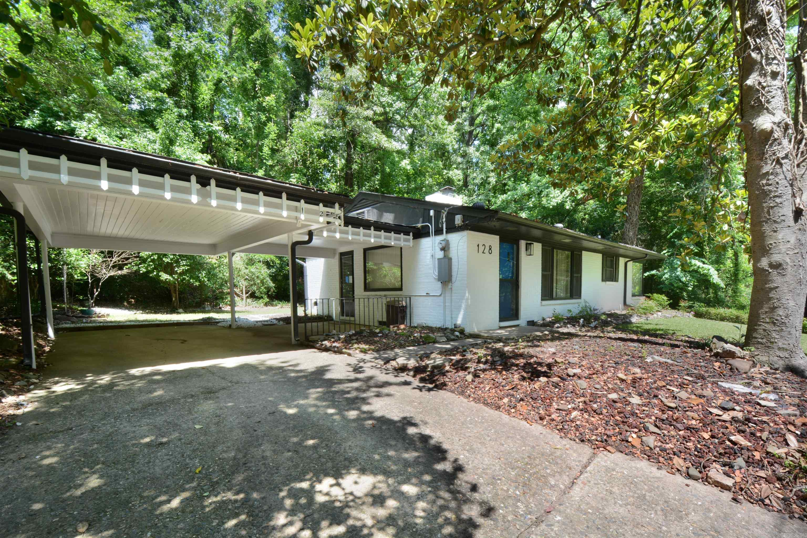 EDDY & LONGINOTTI - Residential