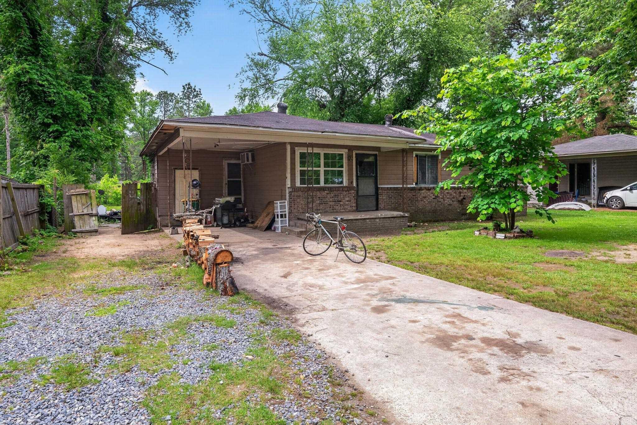 GREENFIELD PARK - Residential