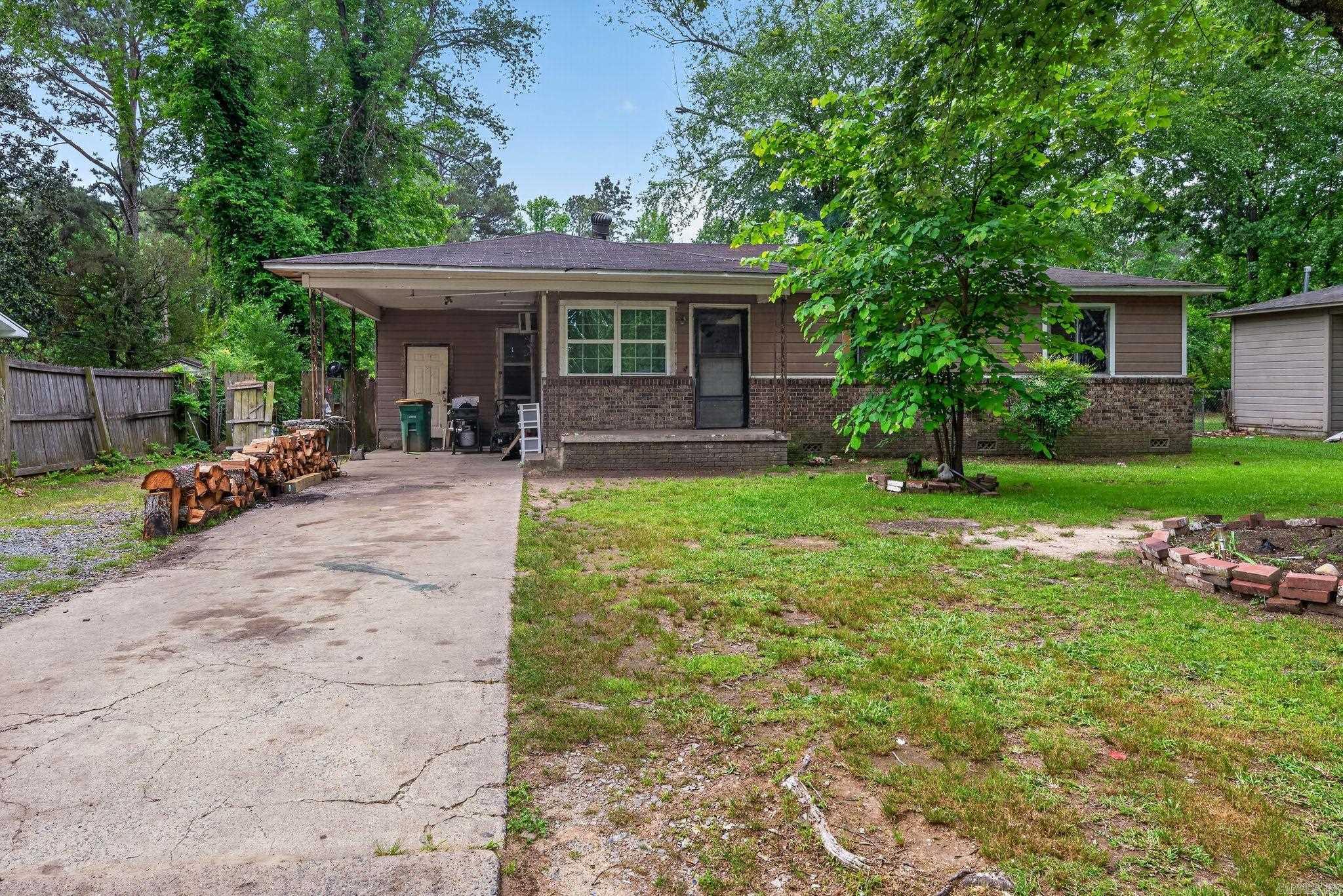 GREENFIELD PARK - Residential