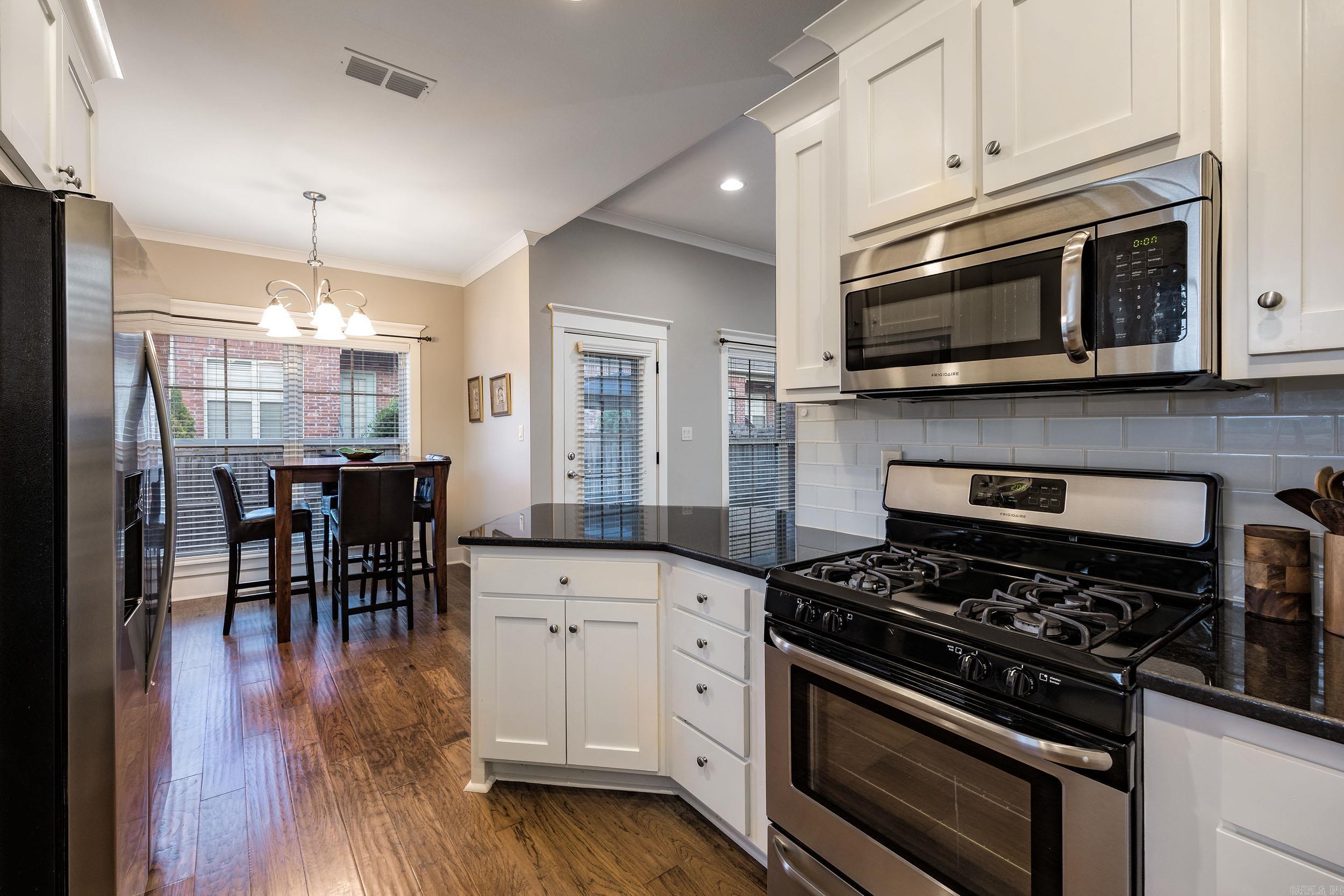 VALLEY VIEW - Residential