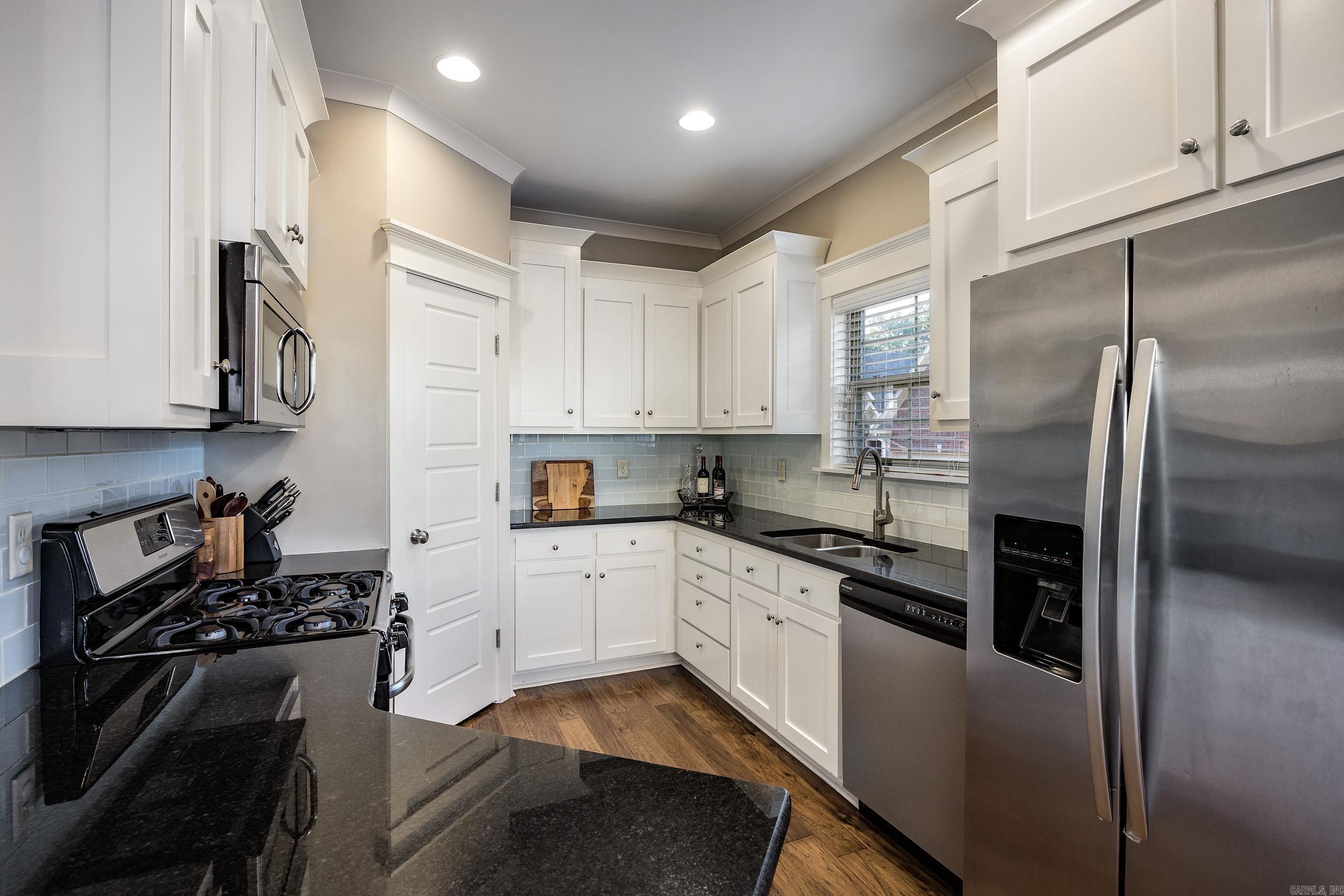 VALLEY VIEW - Residential