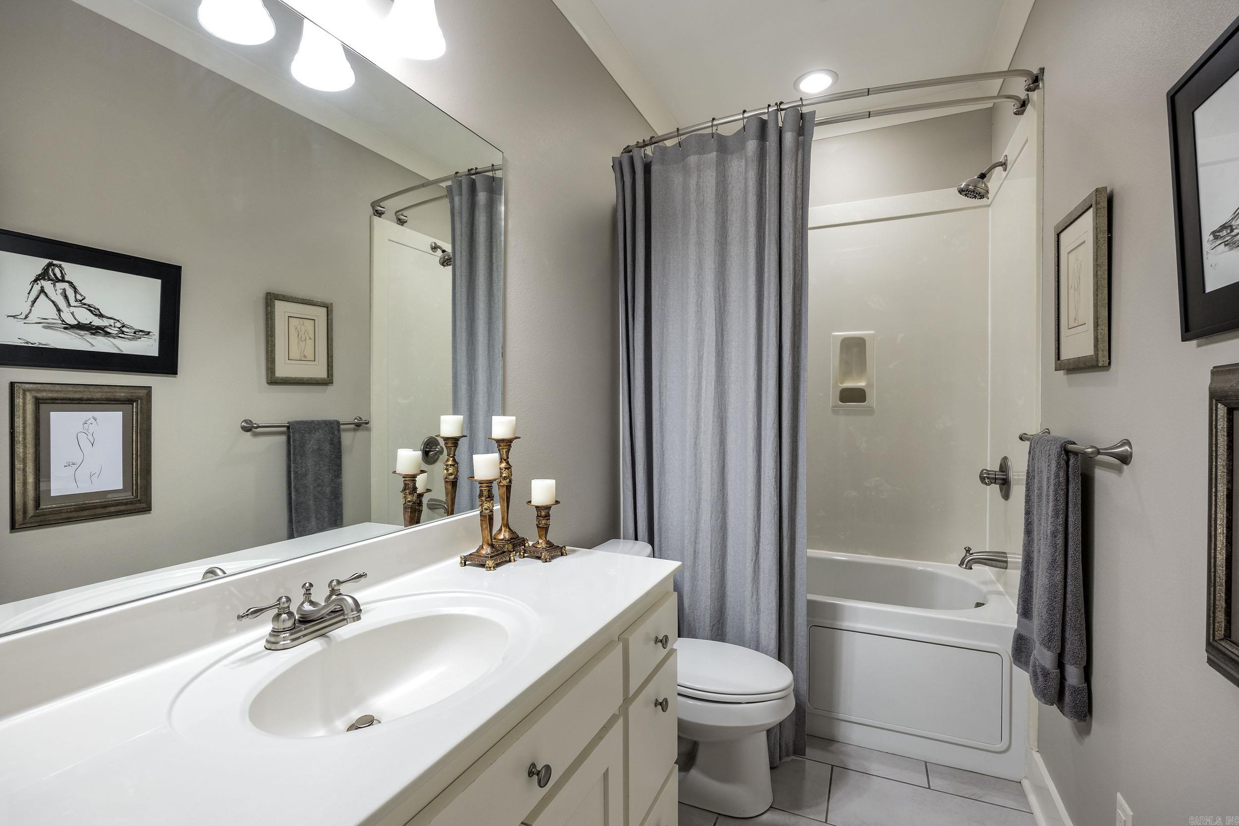 VALLEY VIEW - Residential