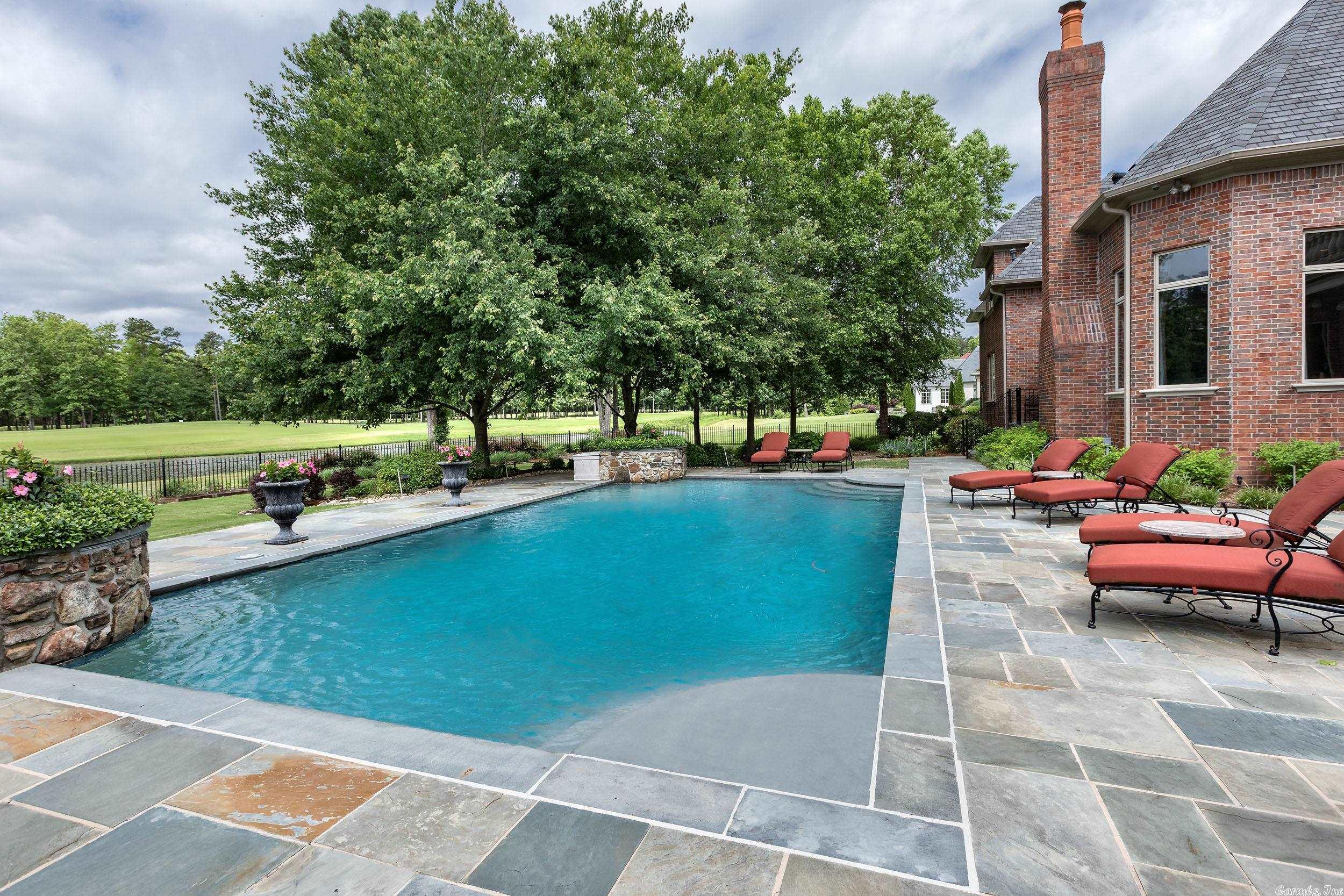 CHENAL VALLEY SOLOGNE CIRCLE - Residential