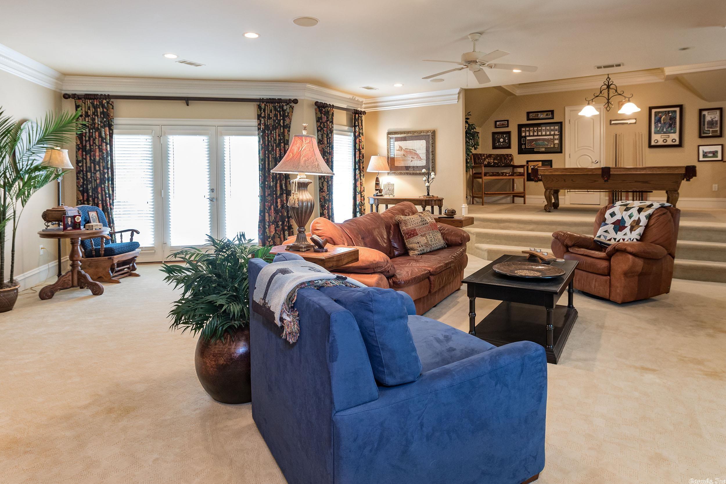CHENAL VALLEY SOLOGNE CIRCLE - Residential