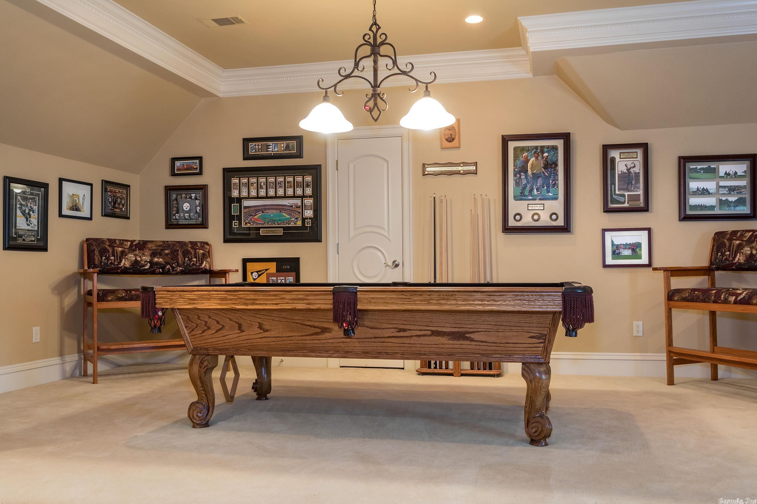 CHENAL VALLEY SOLOGNE CIRCLE - Residential