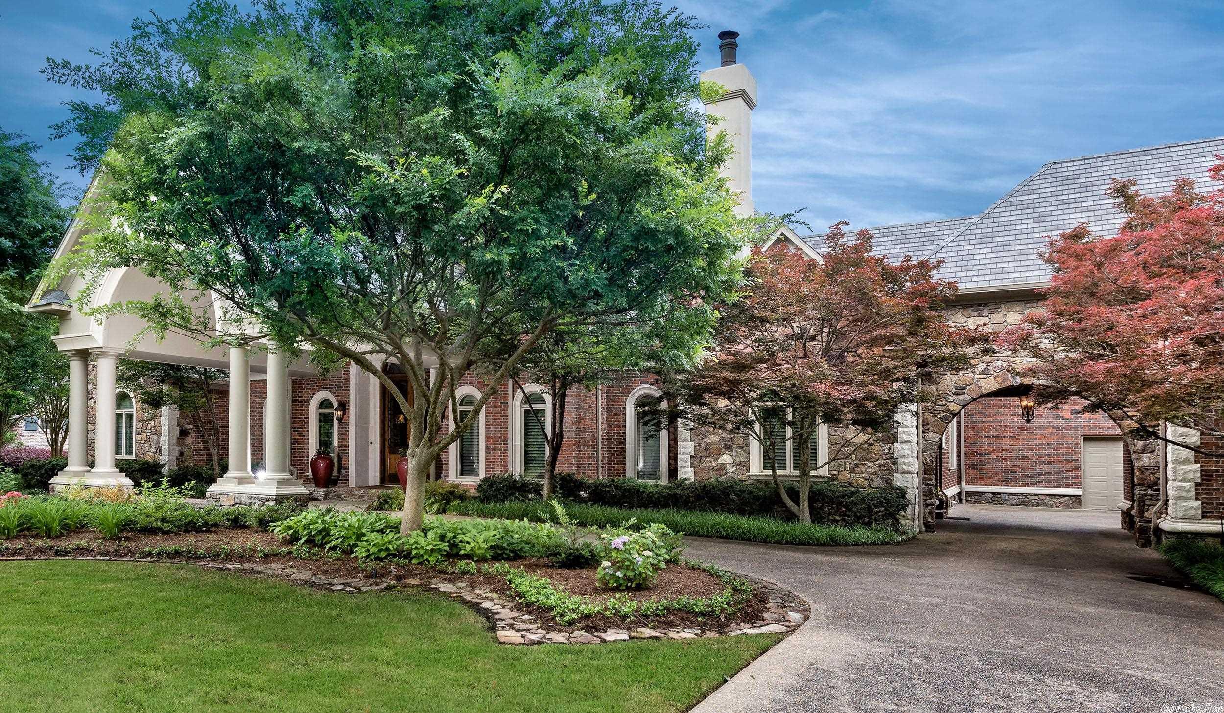 CHENAL VALLEY SOLOGNE CIRCLE - Residential