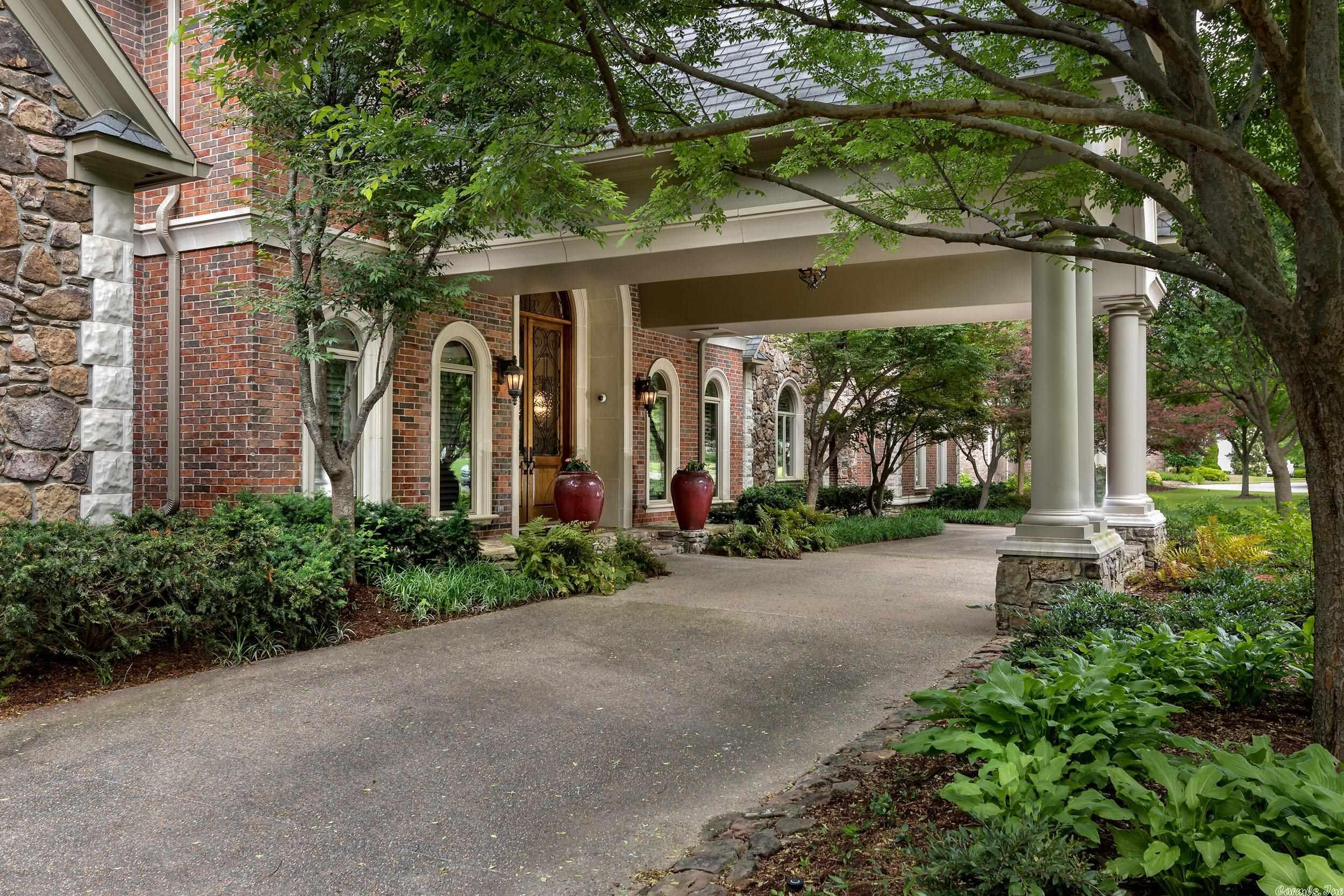 CHENAL VALLEY SOLOGNE CIRCLE - Residential