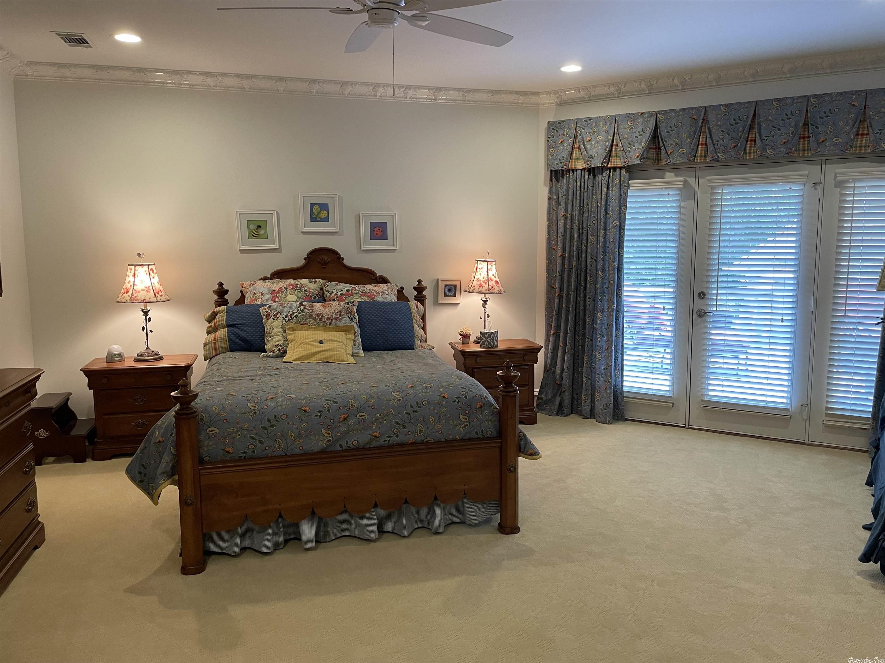 CHENAL VALLEY SOLOGNE CIRCLE - Residential