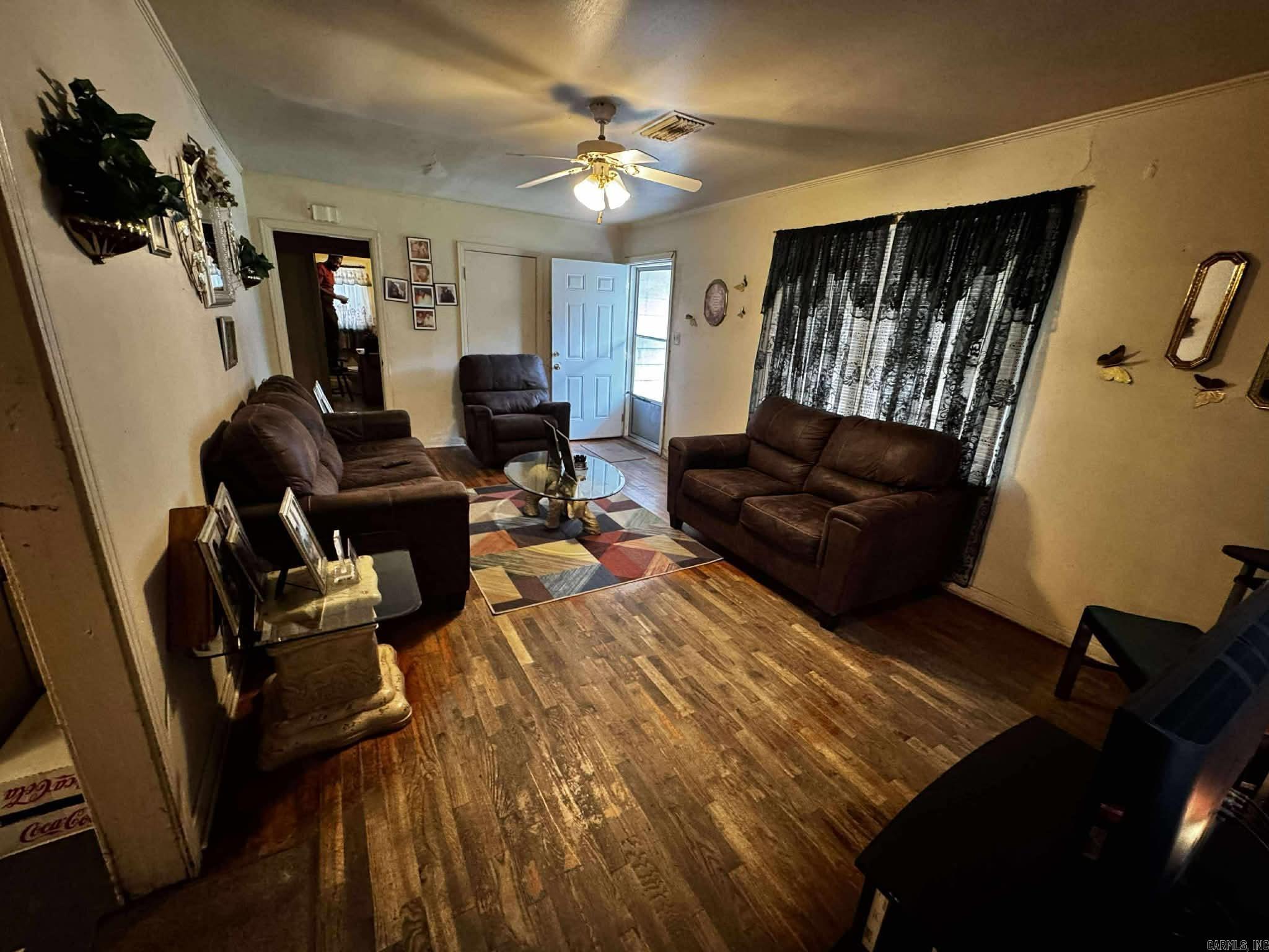 LYNCH ADD - Residential