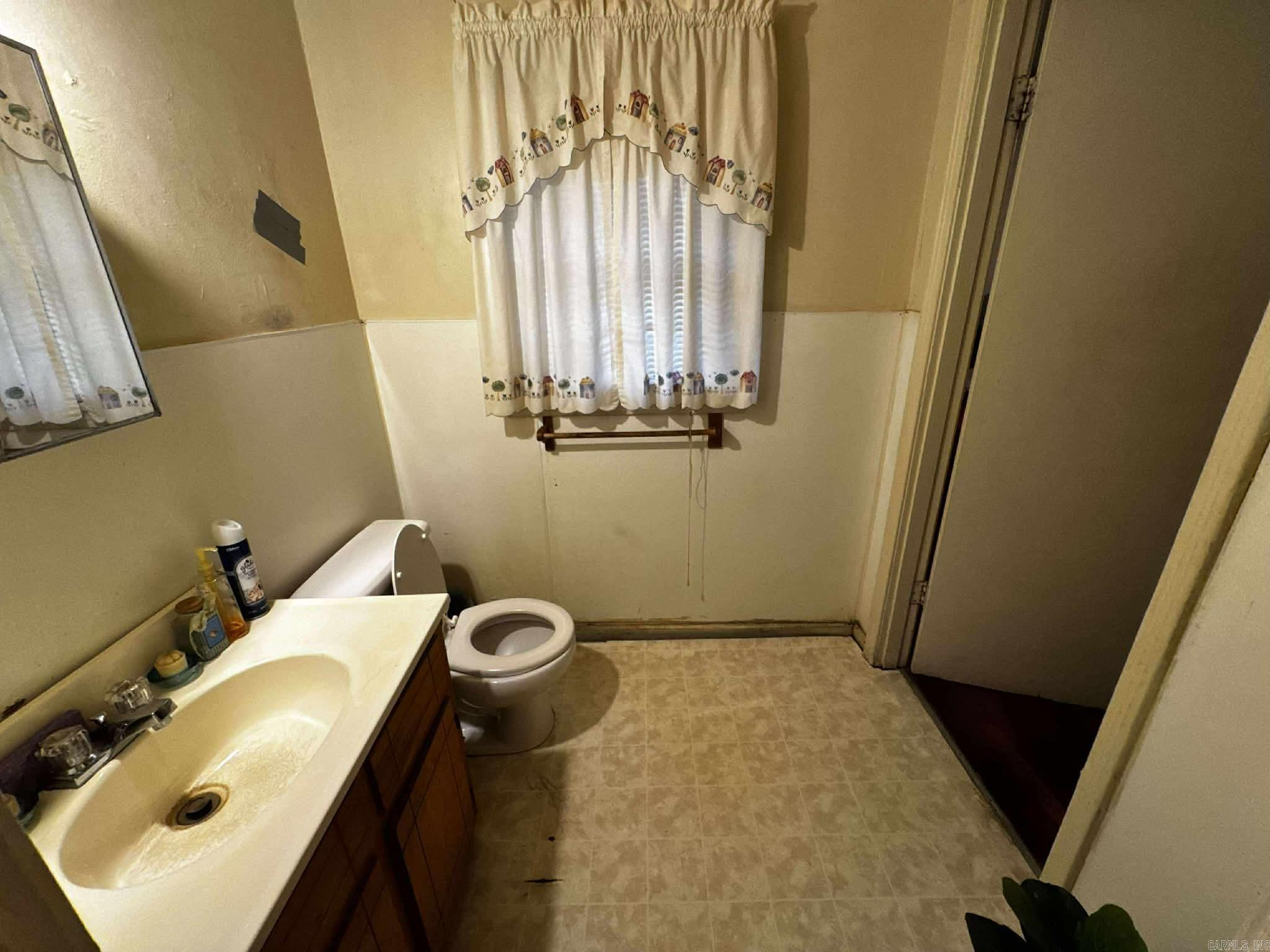 LYNCH ADD - Residential