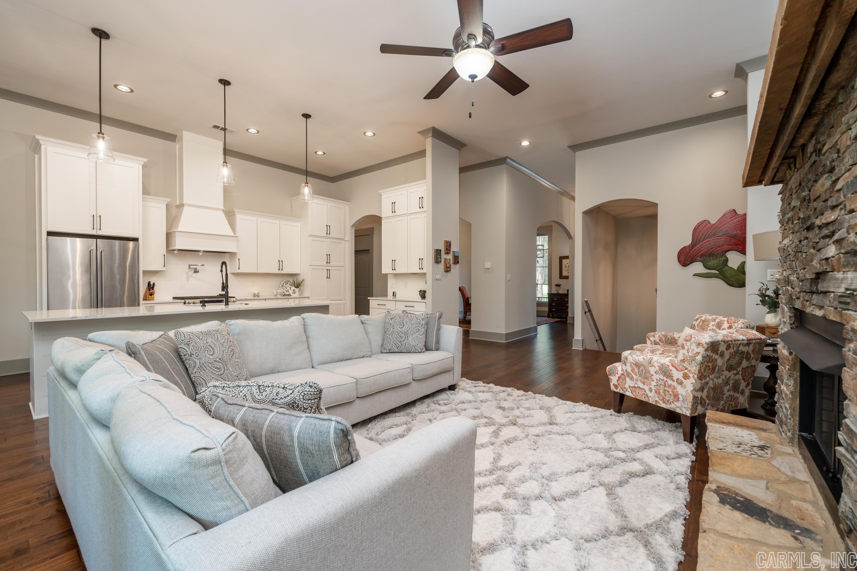 LOTUS VALLEY - Residential