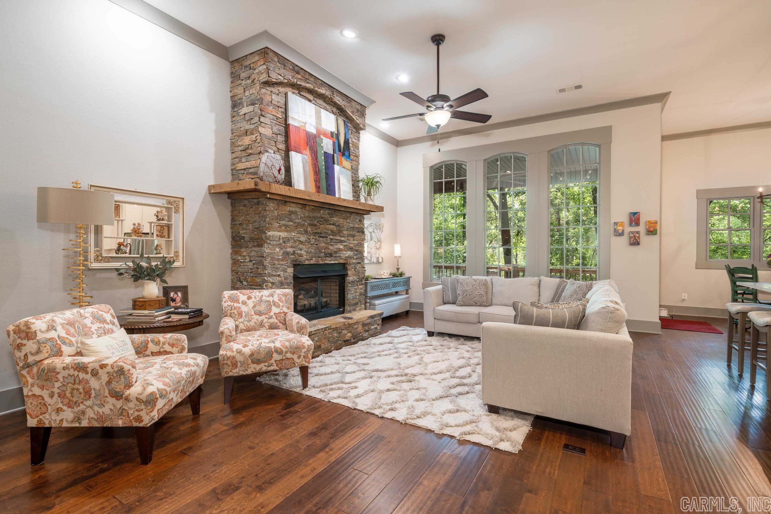 LOTUS VALLEY - Residential