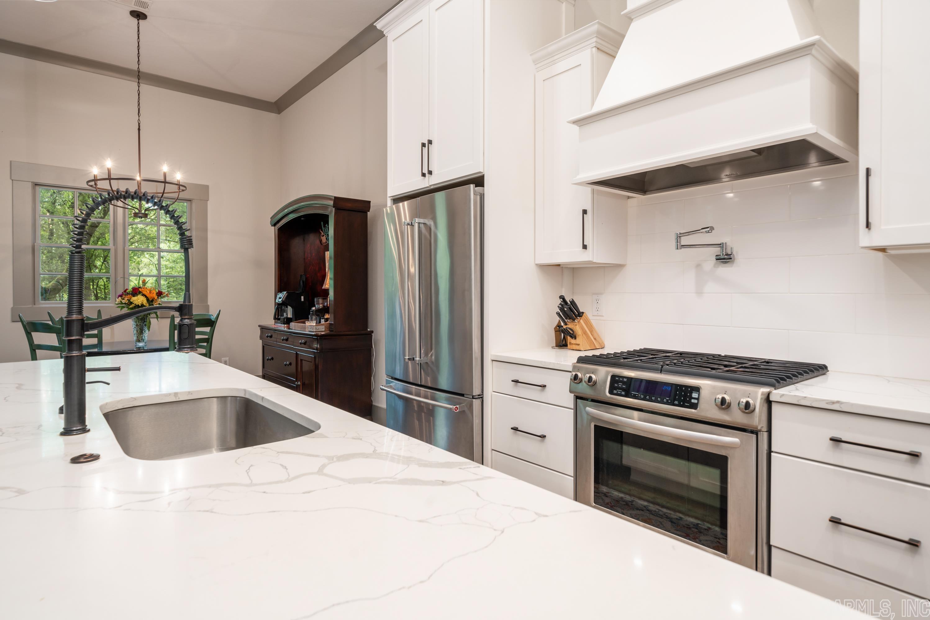 LOTUS VALLEY - Residential