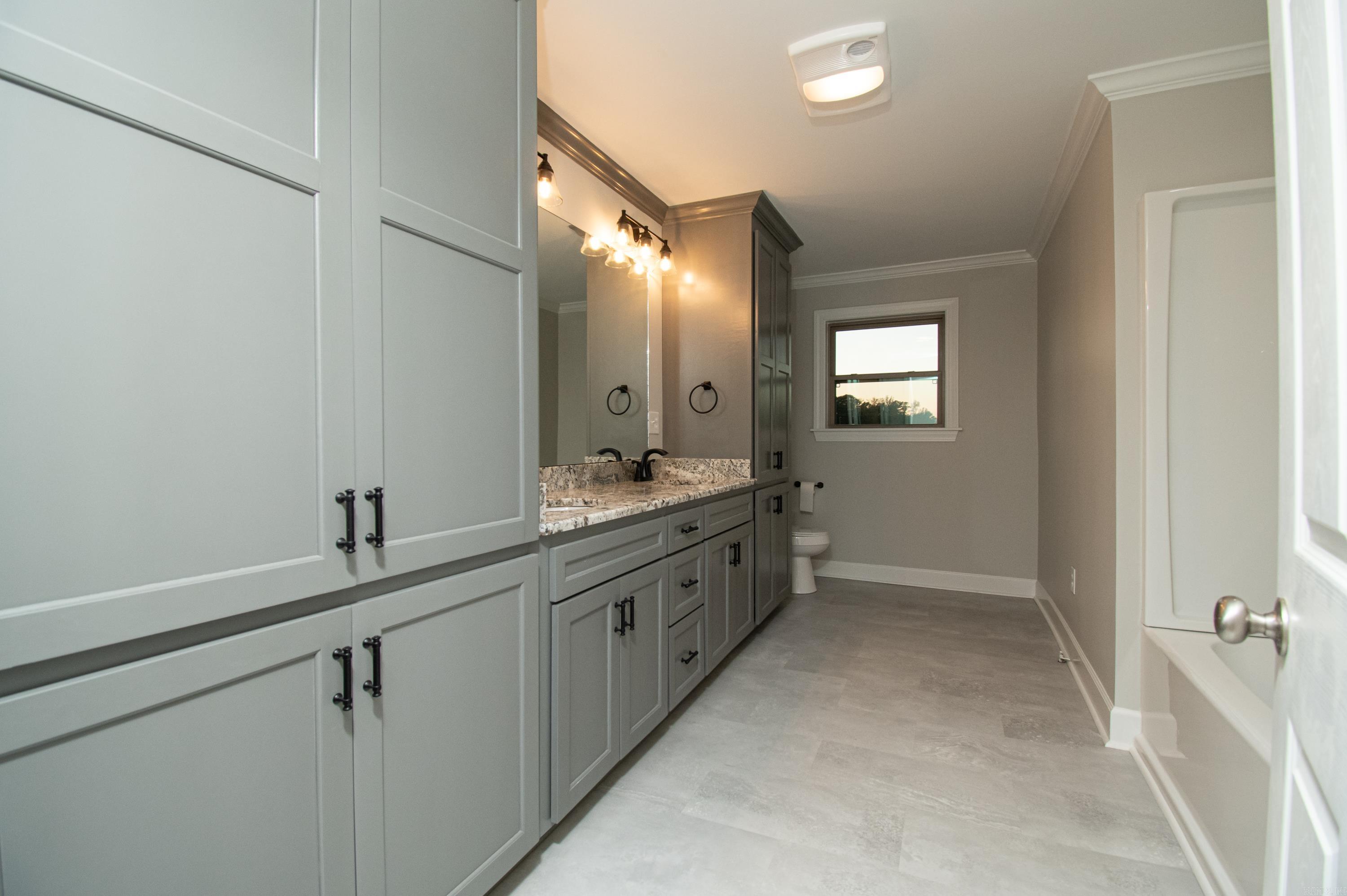 BRADLEY - Residential