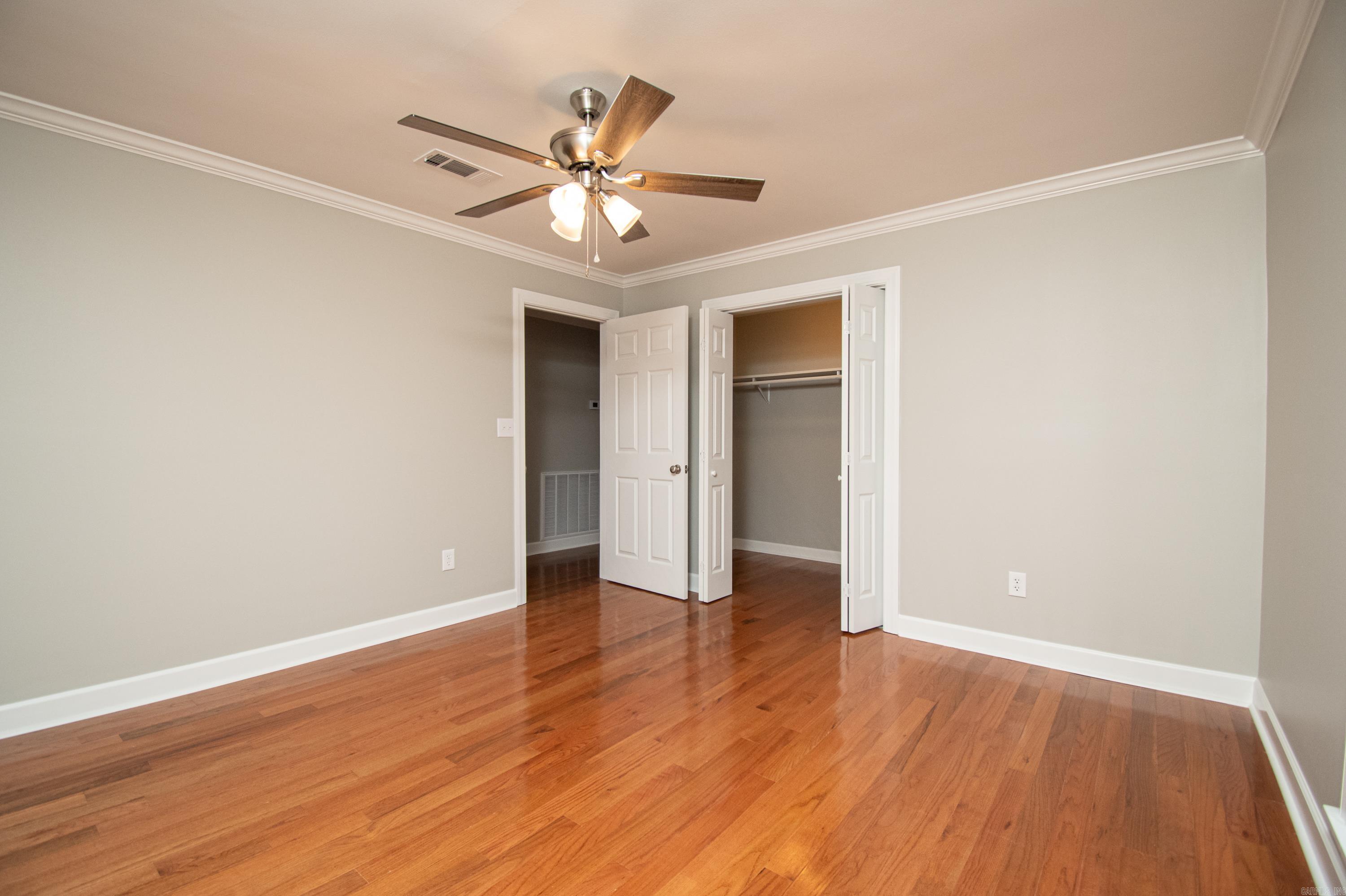 BRADLEY - Residential