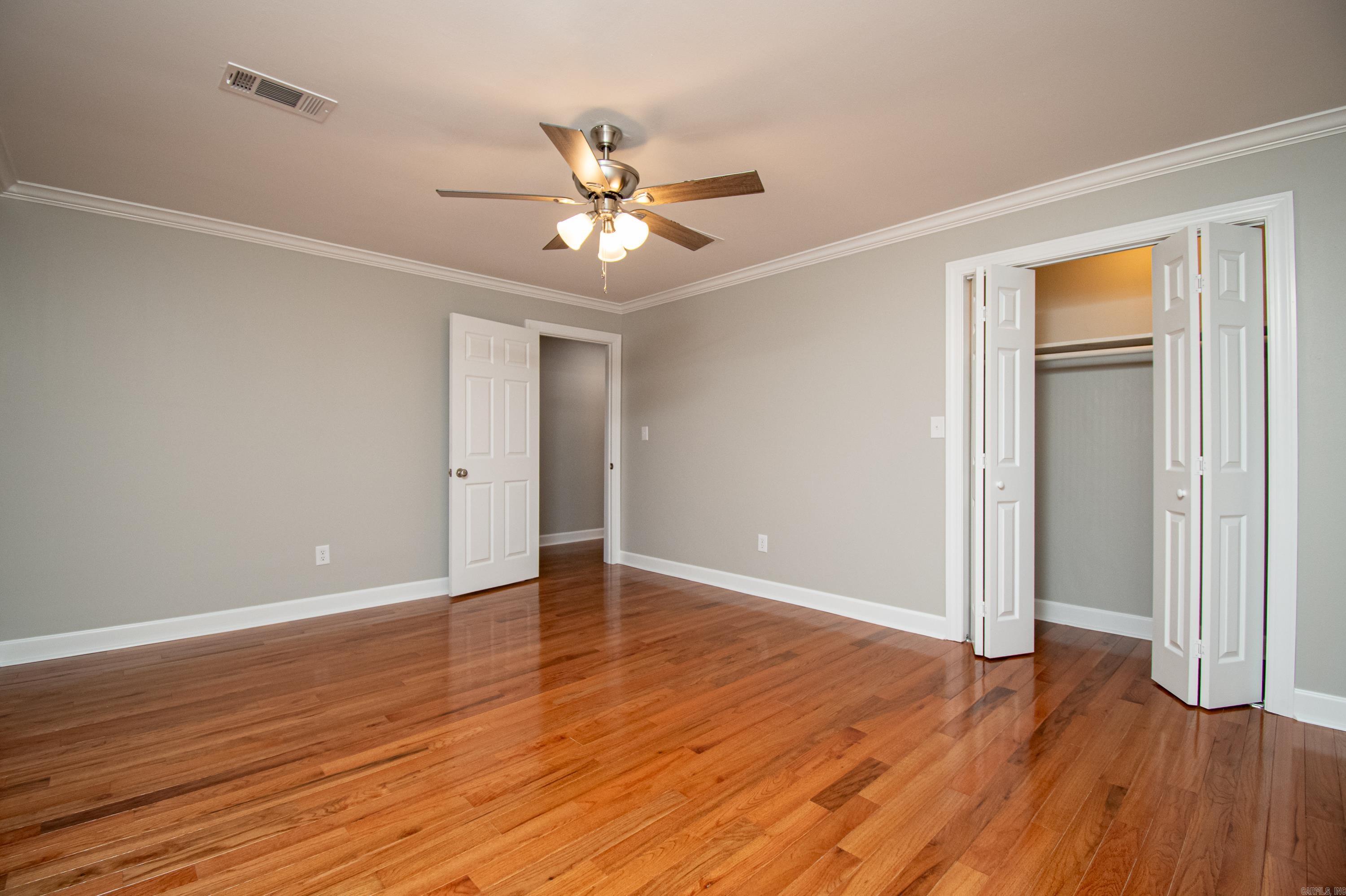 BRADLEY - Residential