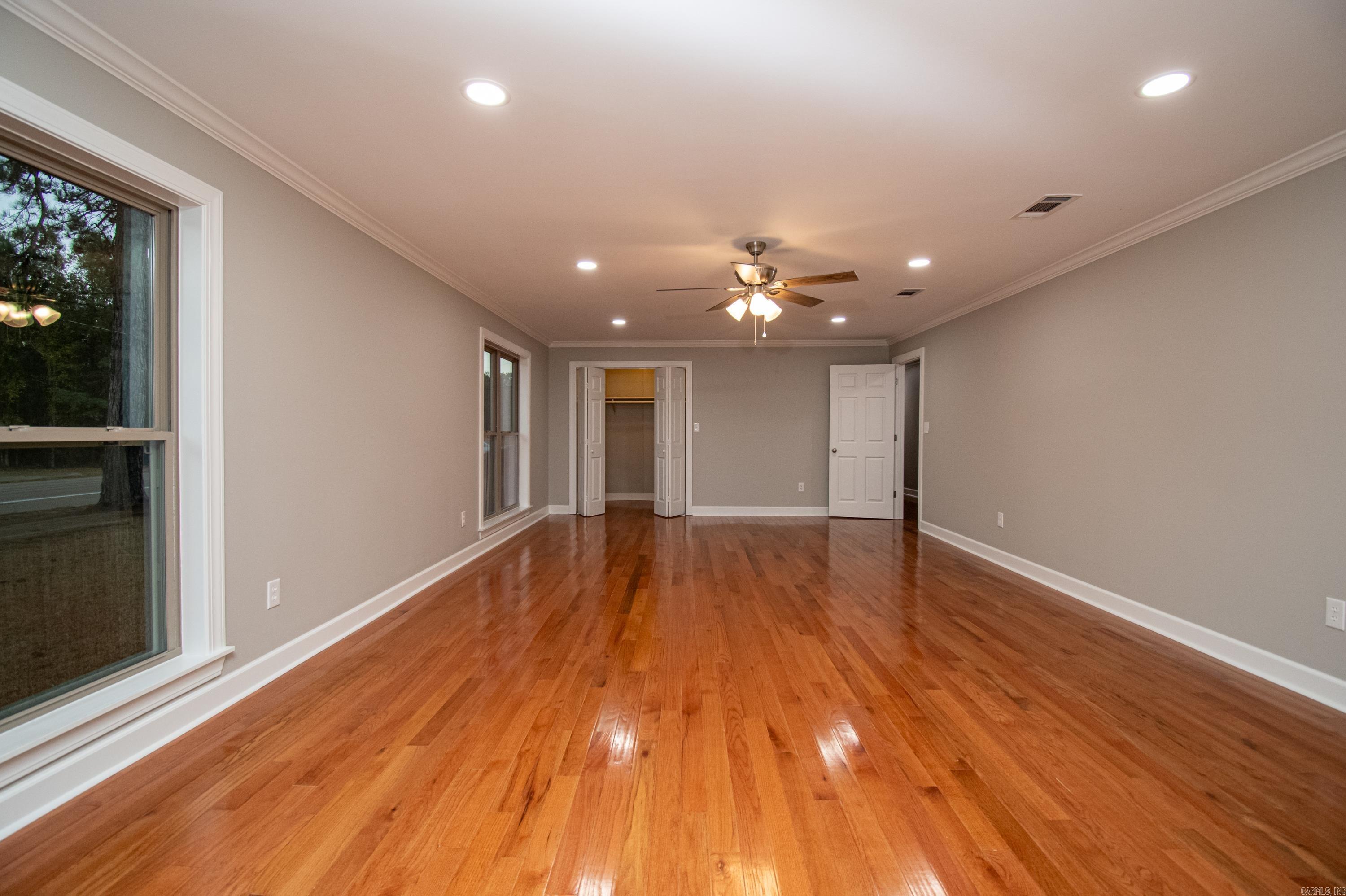 BRADLEY - Residential