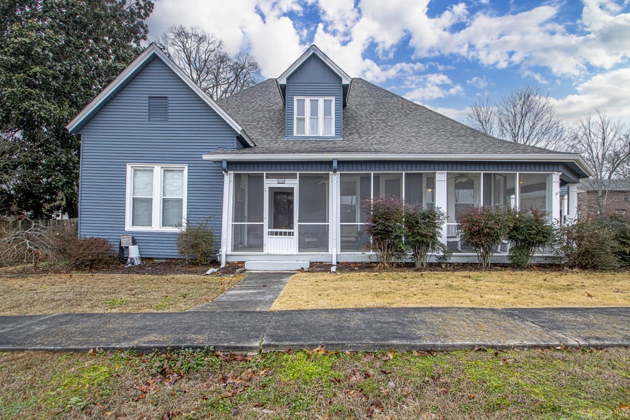 ORIGINAL TOWN OF SHERIDAN - Residential