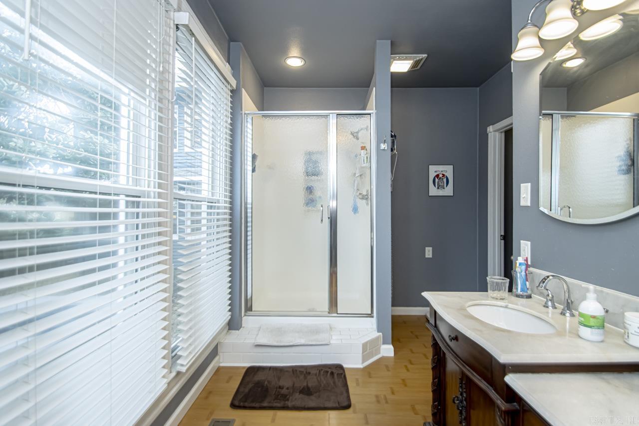 ORIGINAL TOWN OF SHERIDAN - Residential