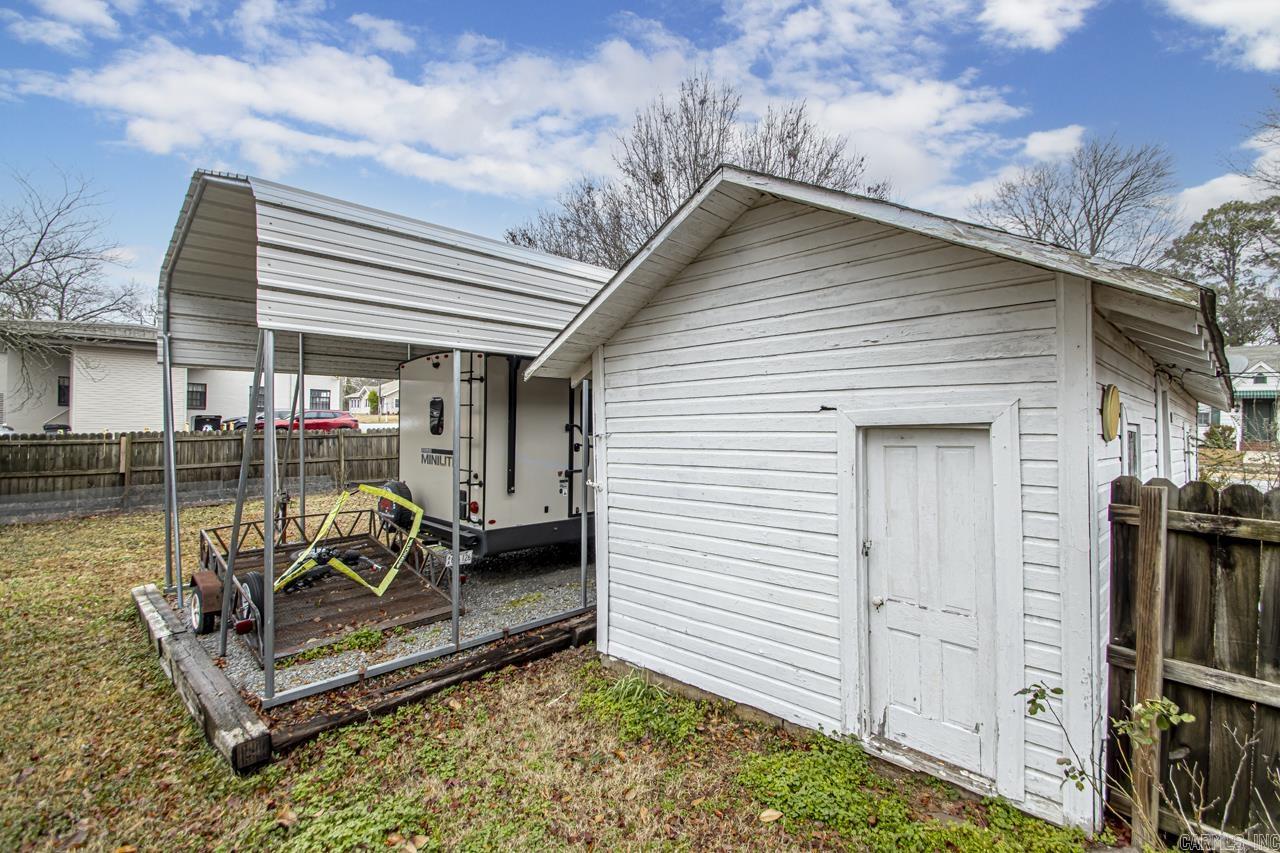 ORIGINAL TOWN OF SHERIDAN - Residential