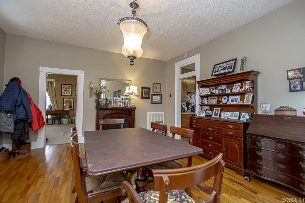 ORIGINAL TOWN OF SHERIDAN - Residential