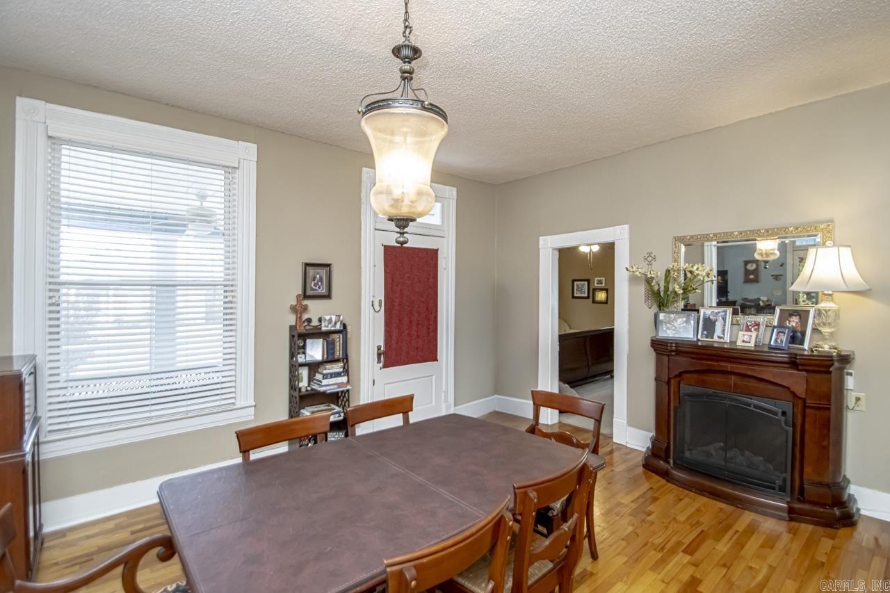 ORIGINAL TOWN OF SHERIDAN - Residential