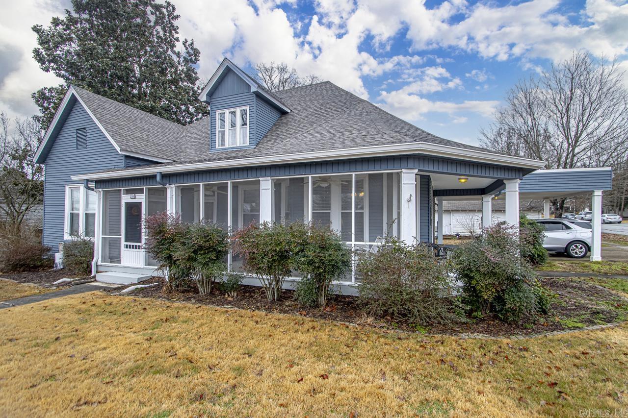 ORIGINAL TOWN OF SHERIDAN - Residential