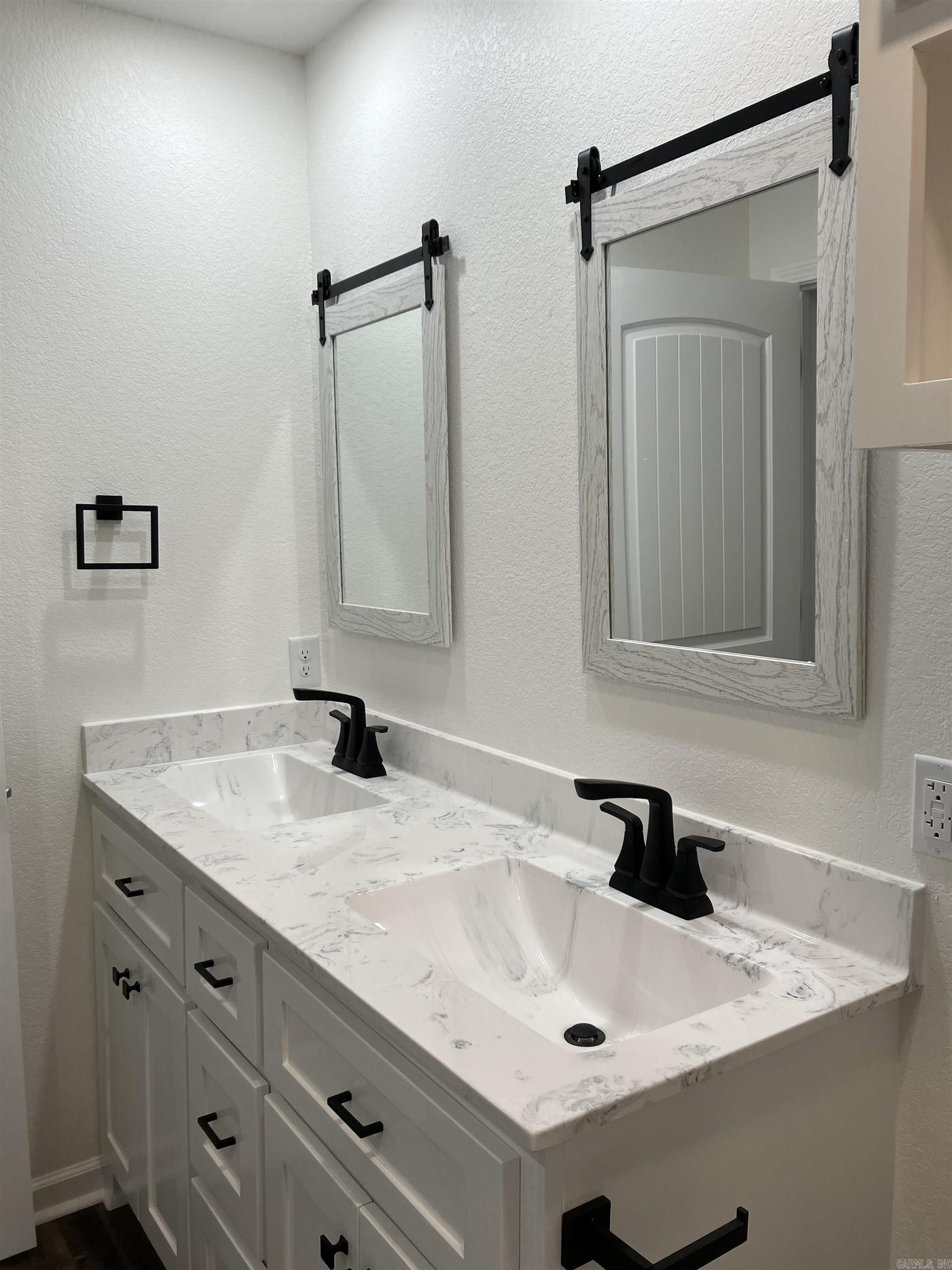 FLORIDIAN HEIGHTS PHASE 1 - Residential