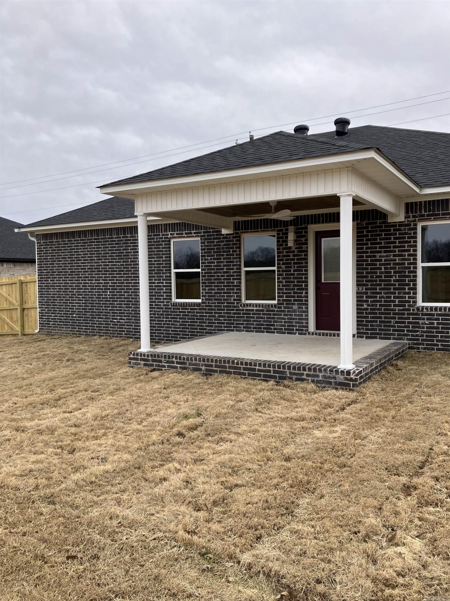 FLORIDIAN HEIGHTS PHASE 1 - Residential