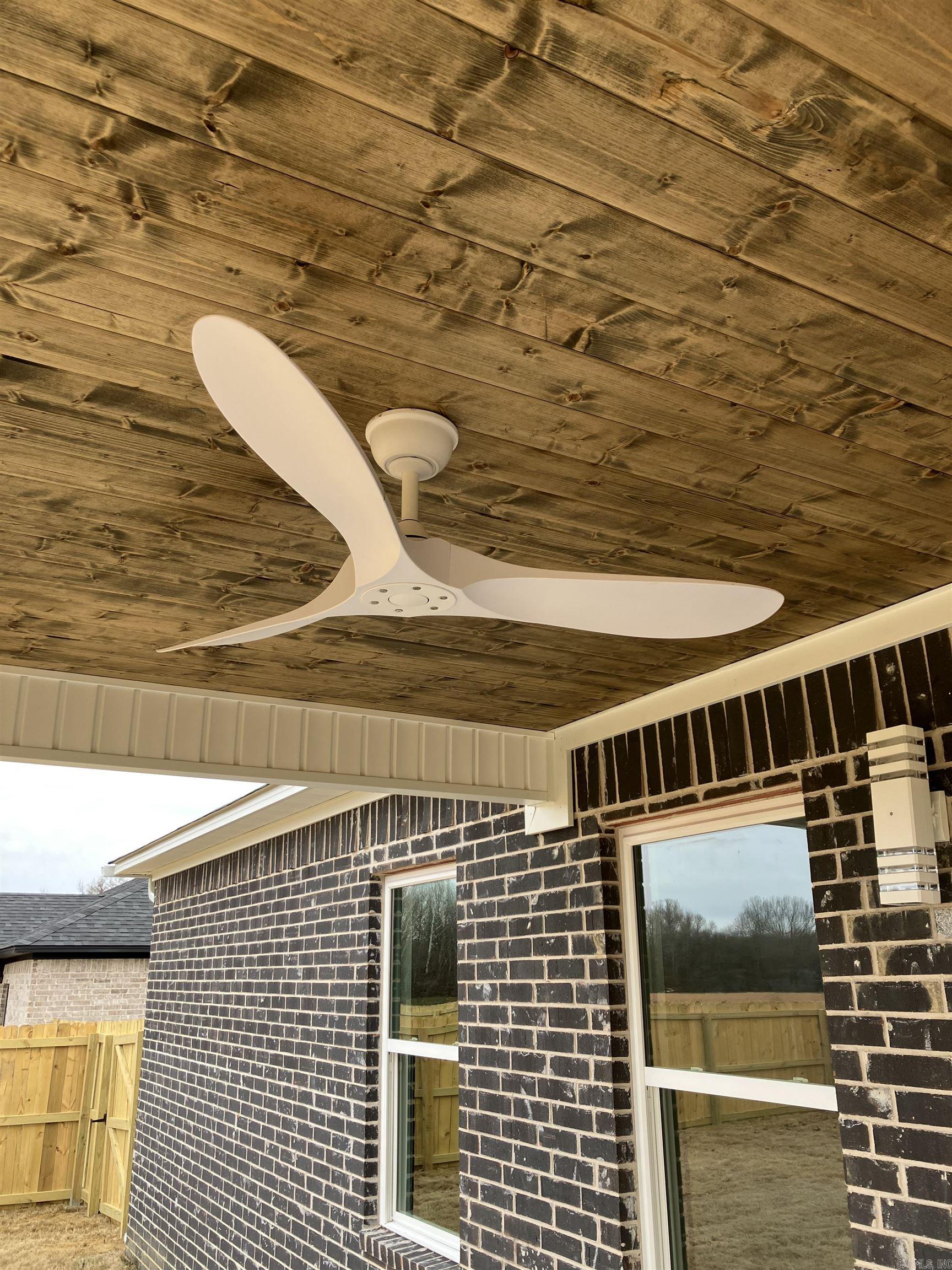 FLORIDIAN HEIGHTS PHASE 1 - Residential