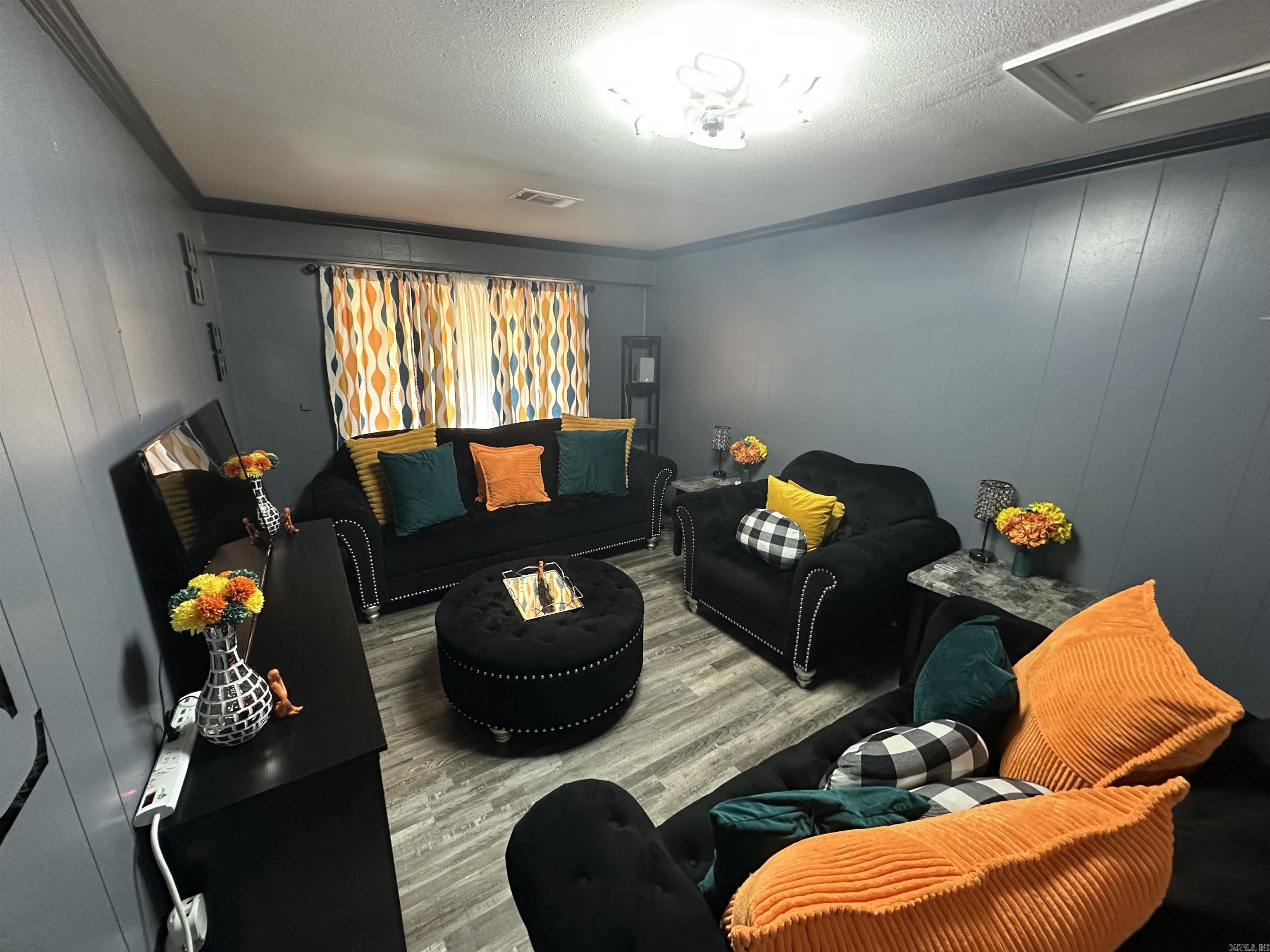 BELMONT - Residential