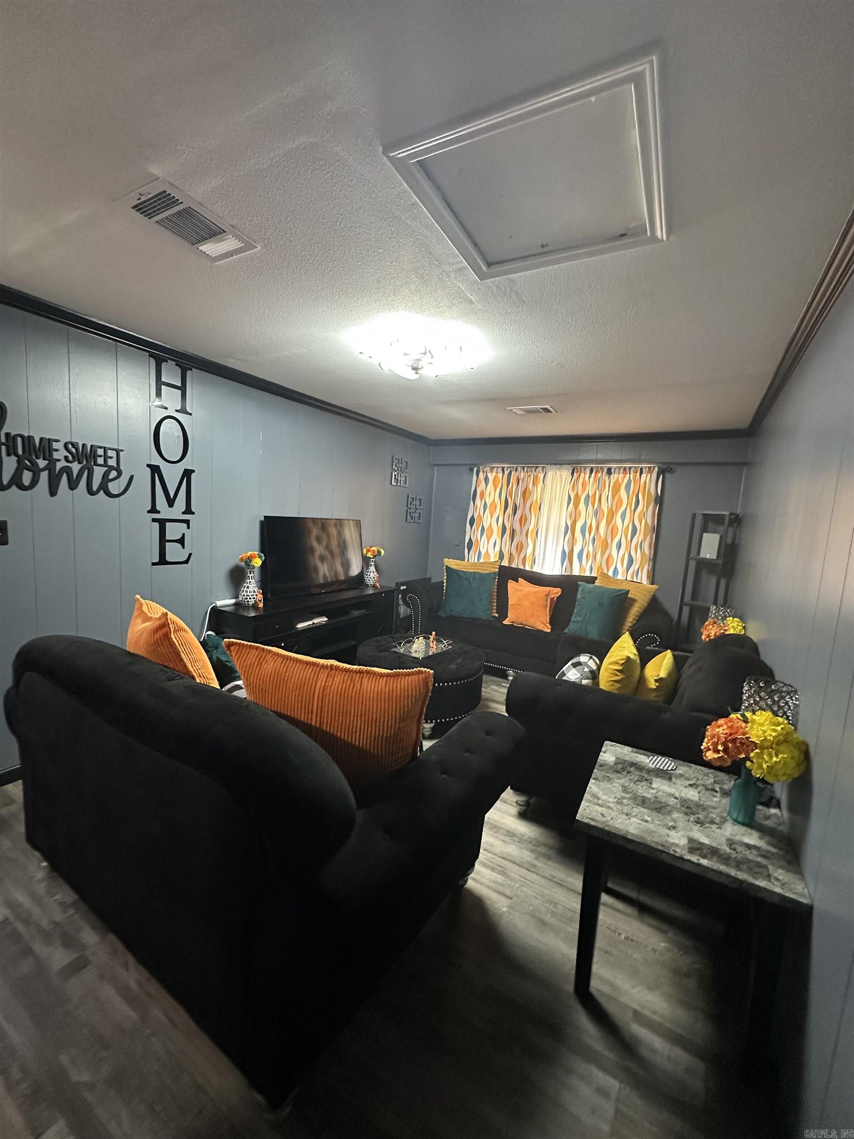 BELMONT - Residential