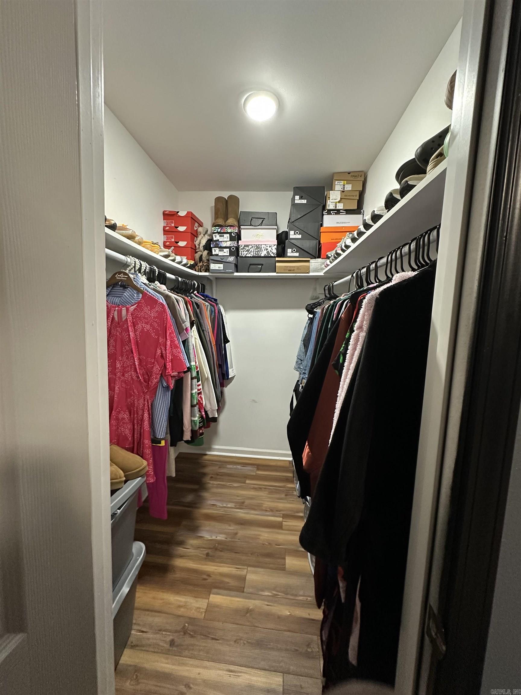 BELMONT - Residential