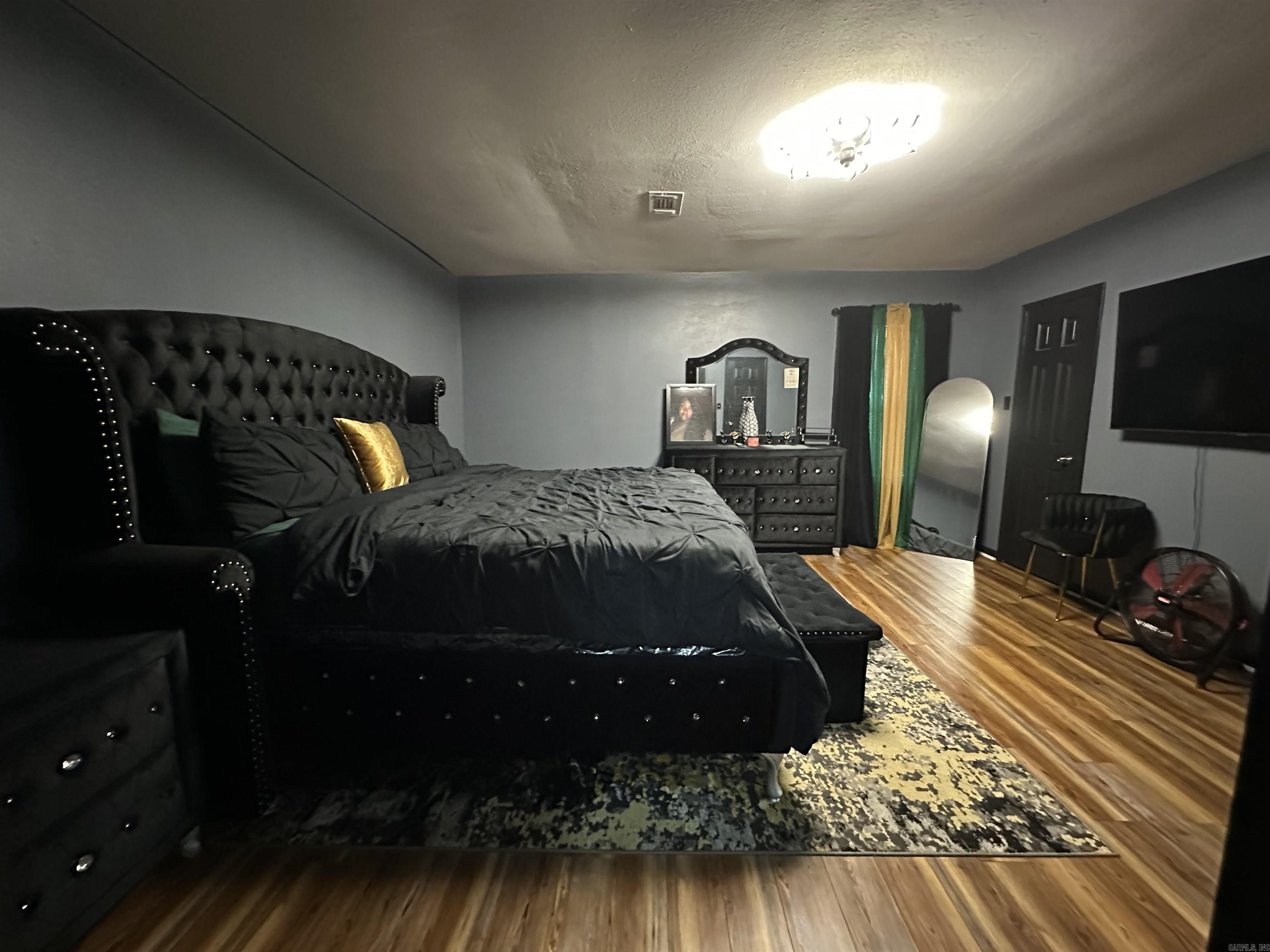 BELMONT - Residential