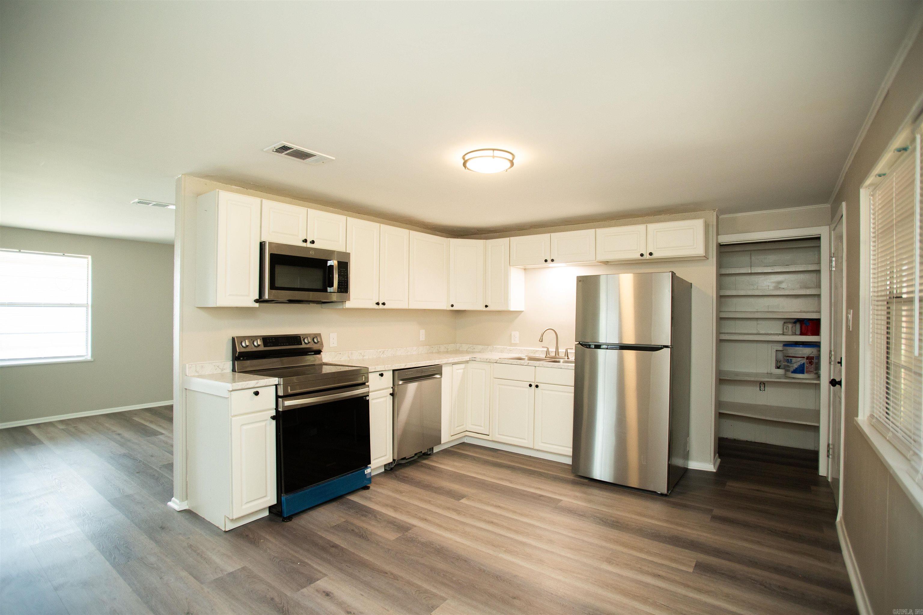 Linda - Residential Lease