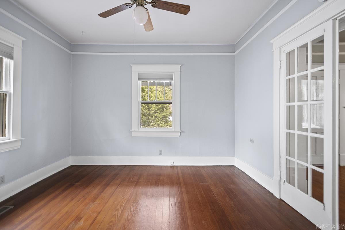 HILLCREST - Residential