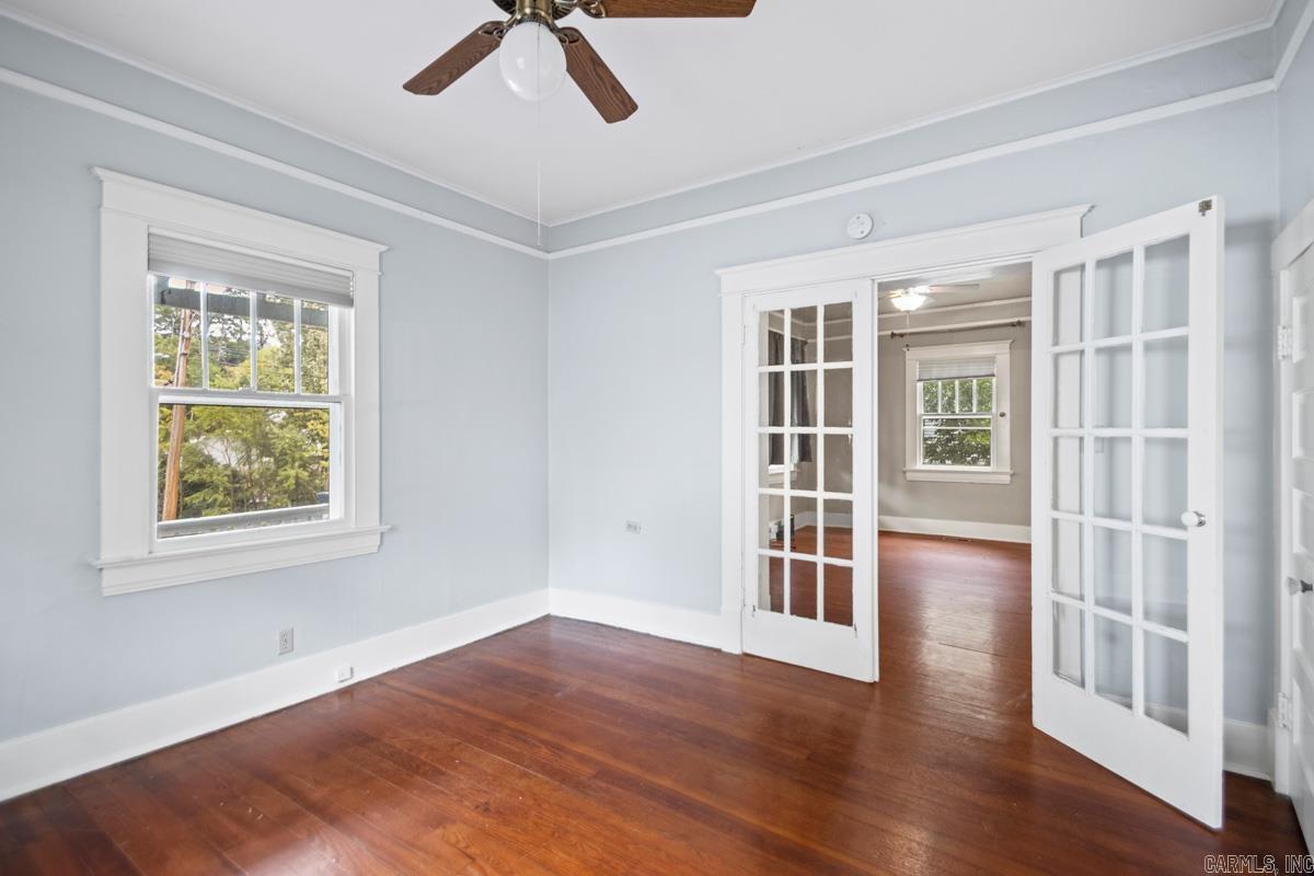 HILLCREST - Residential